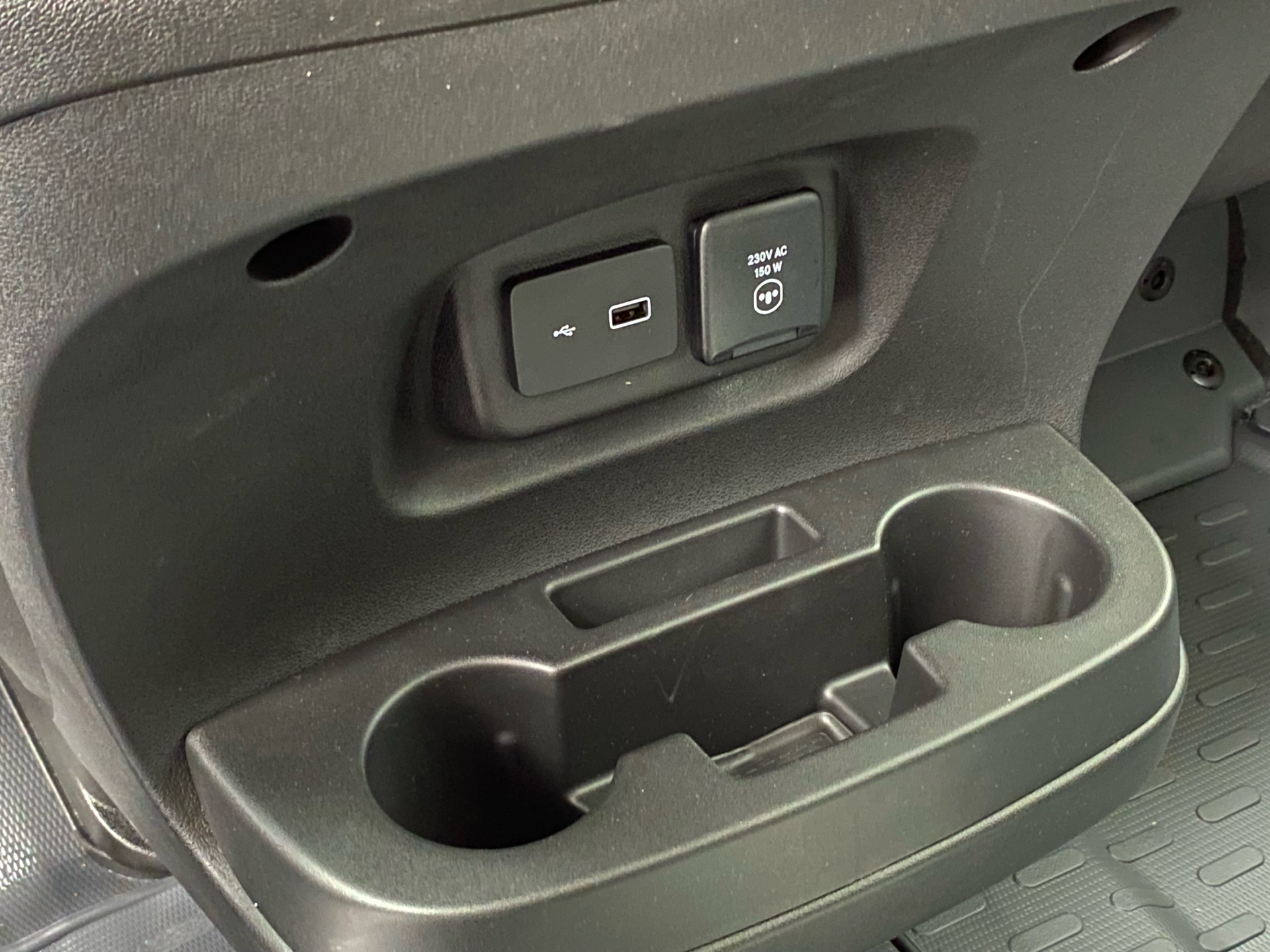 Billede af Fiat Ducato 35M L2H2 2,2 Multijet Pro 180HK Van 8g Aut.