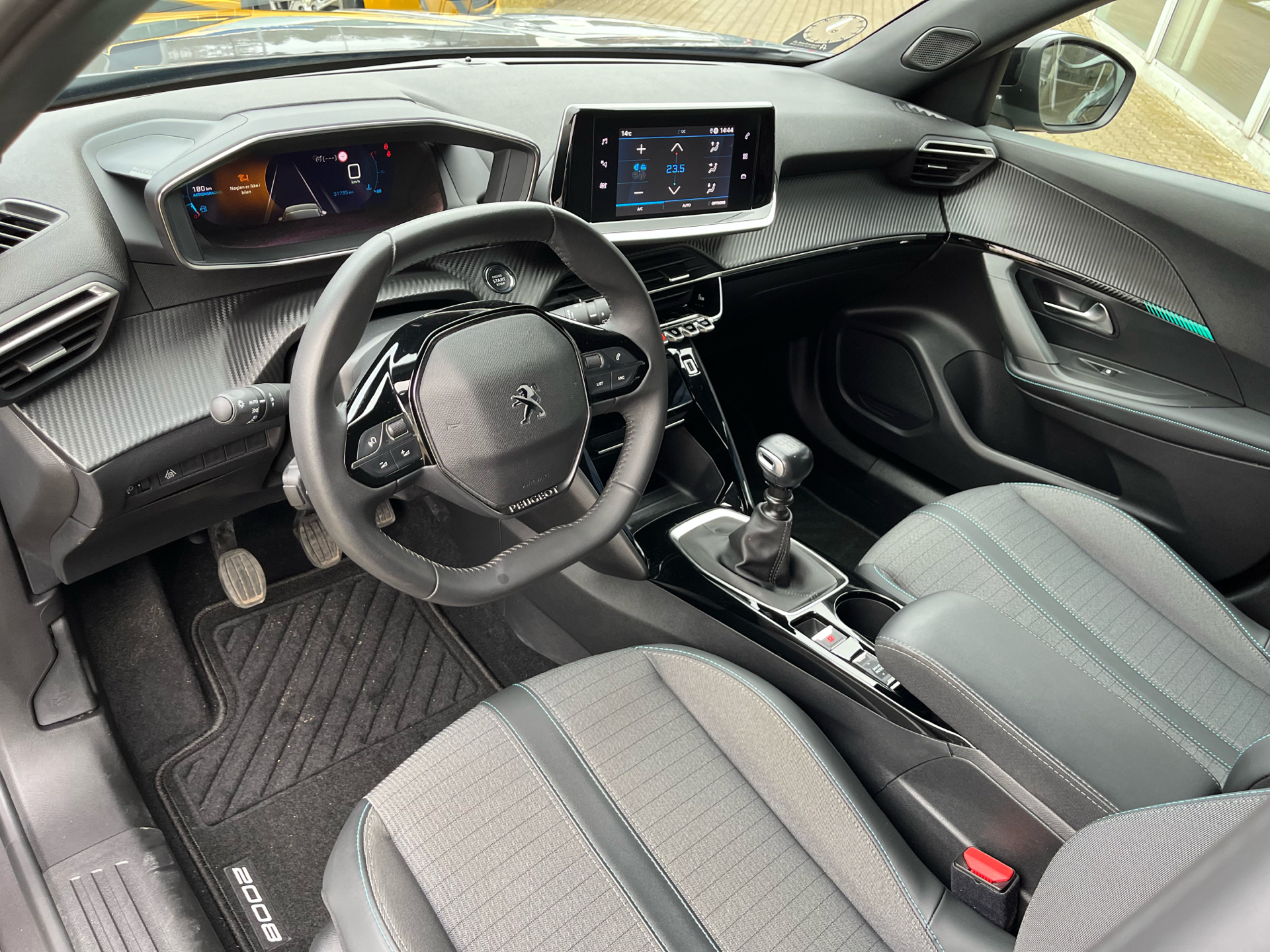 Billede af Peugeot 2008 1,2 PureTech Vision Sport 130HK 5d