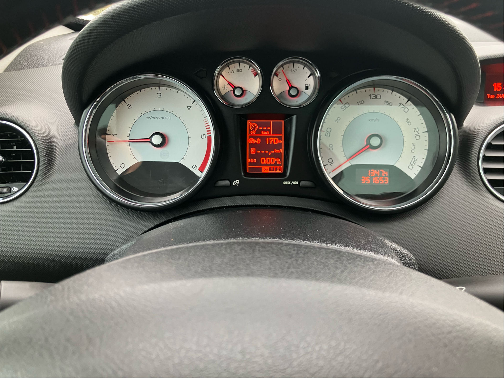 Billede af Peugeot 308 SW 1,6 HDI Sportium 109HK Stc 6g