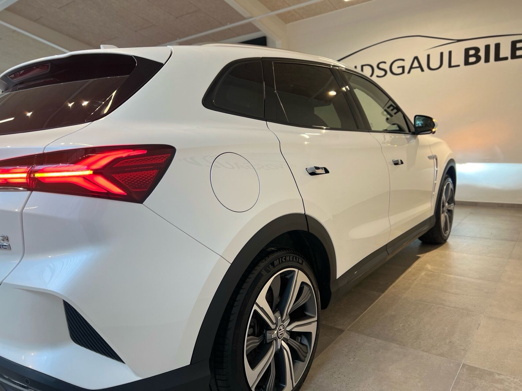 Billede af MG Marvel R EL Luxury 180HK 5d Aut.