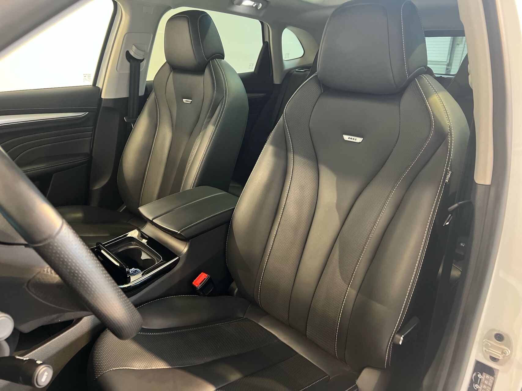 Billede af MG Marvel R EL Luxury 180HK 5d Aut.