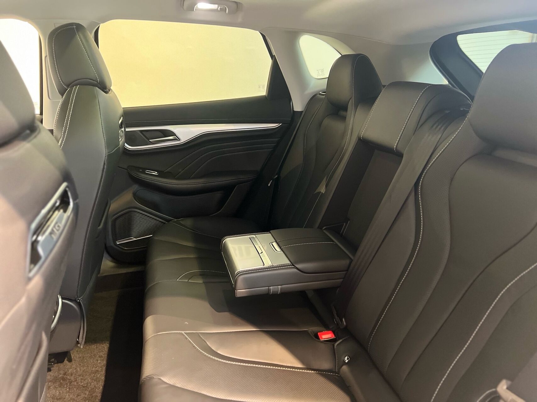 Billede af MG Marvel R EL Luxury 180HK 5d Aut.