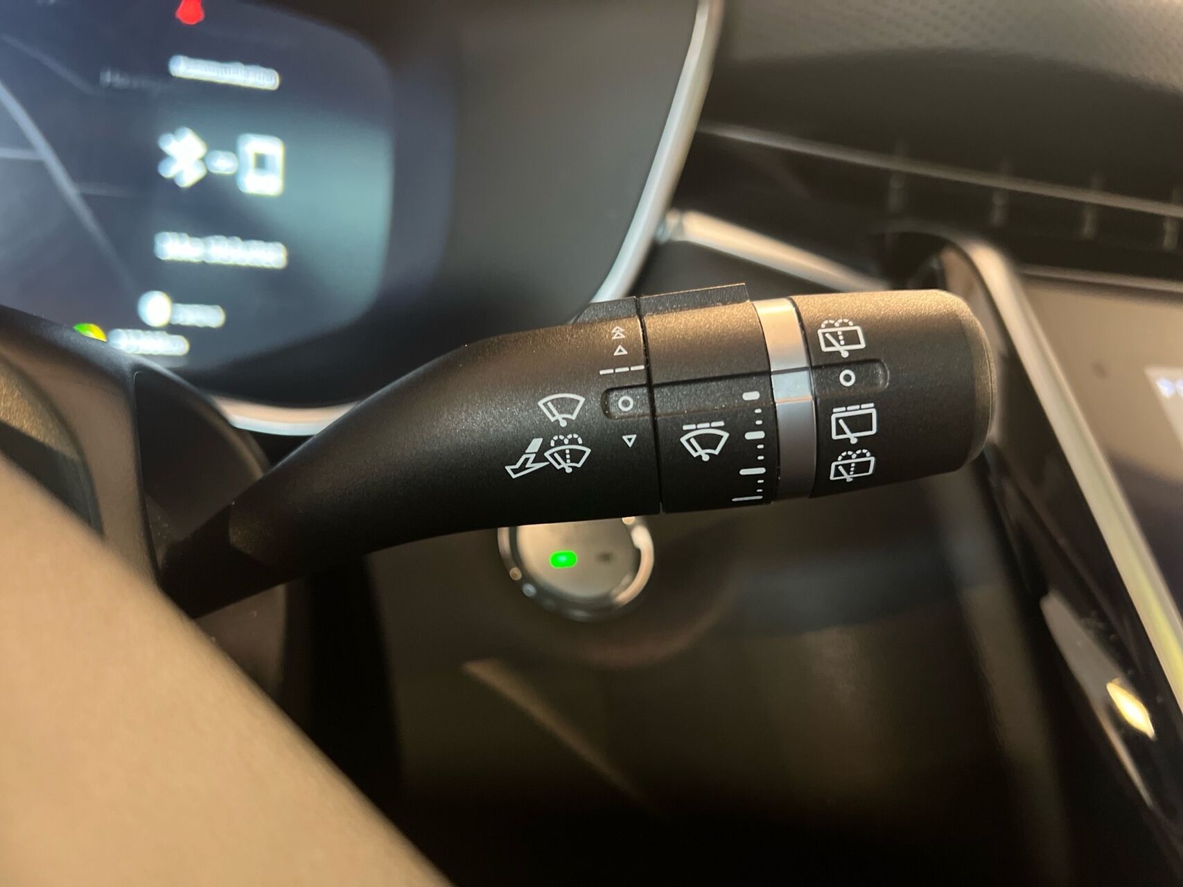 Billede af MG Marvel R EL Luxury 180HK 5d Aut.