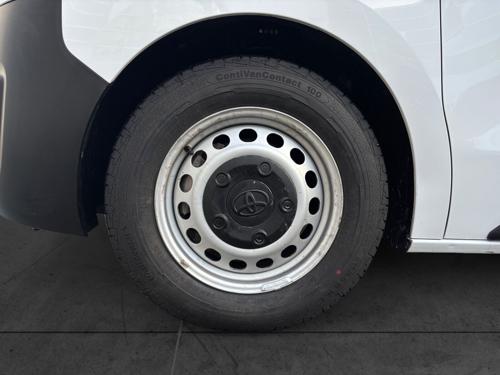 Billede af Toyota Proace Verso Electric Medium EL Combi En Skydedør 136HK Aut.