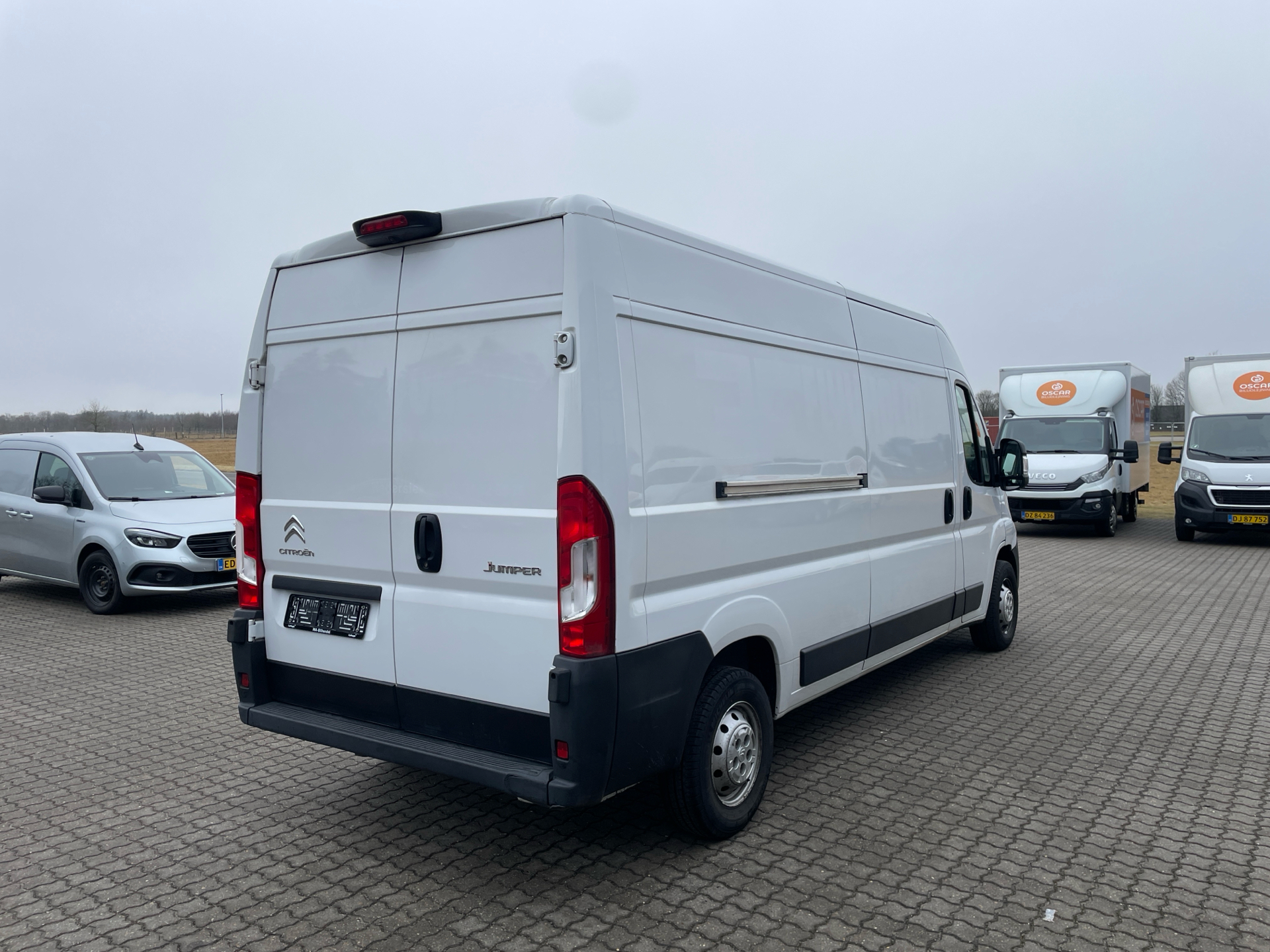 Billede af Citroën Jumper 33 L3H2 2,2 Blue HDi Flexline 140HK Van
