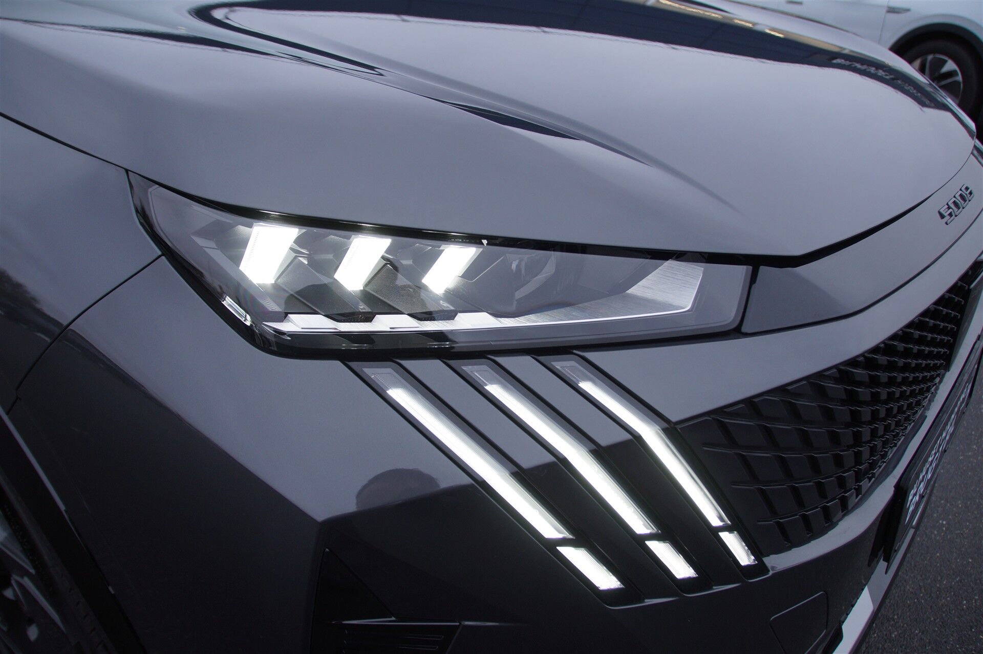 Billede af Peugeot e-5008 EL GT Pack DualMotor 325HK 5d Aut.