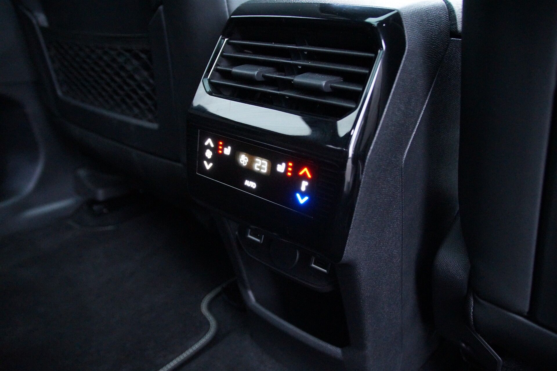 Billede af Peugeot e-5008 EL GT Pack DualMotor 325HK 5d Aut.