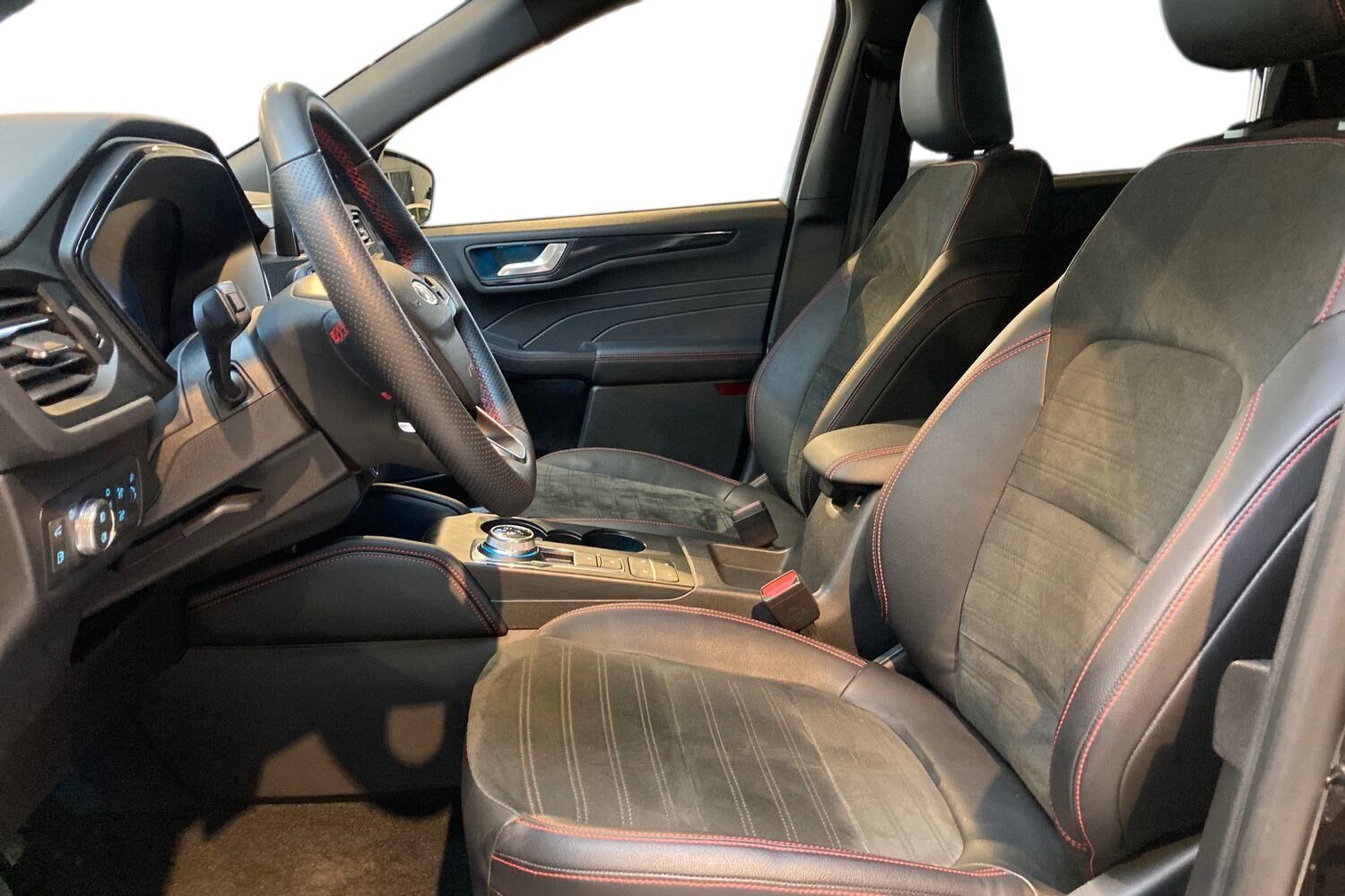 Billede af Ford Kuga 2,5 Plugin-hybrid ST-Line X CVT 225HK 5d Trinl. Gear