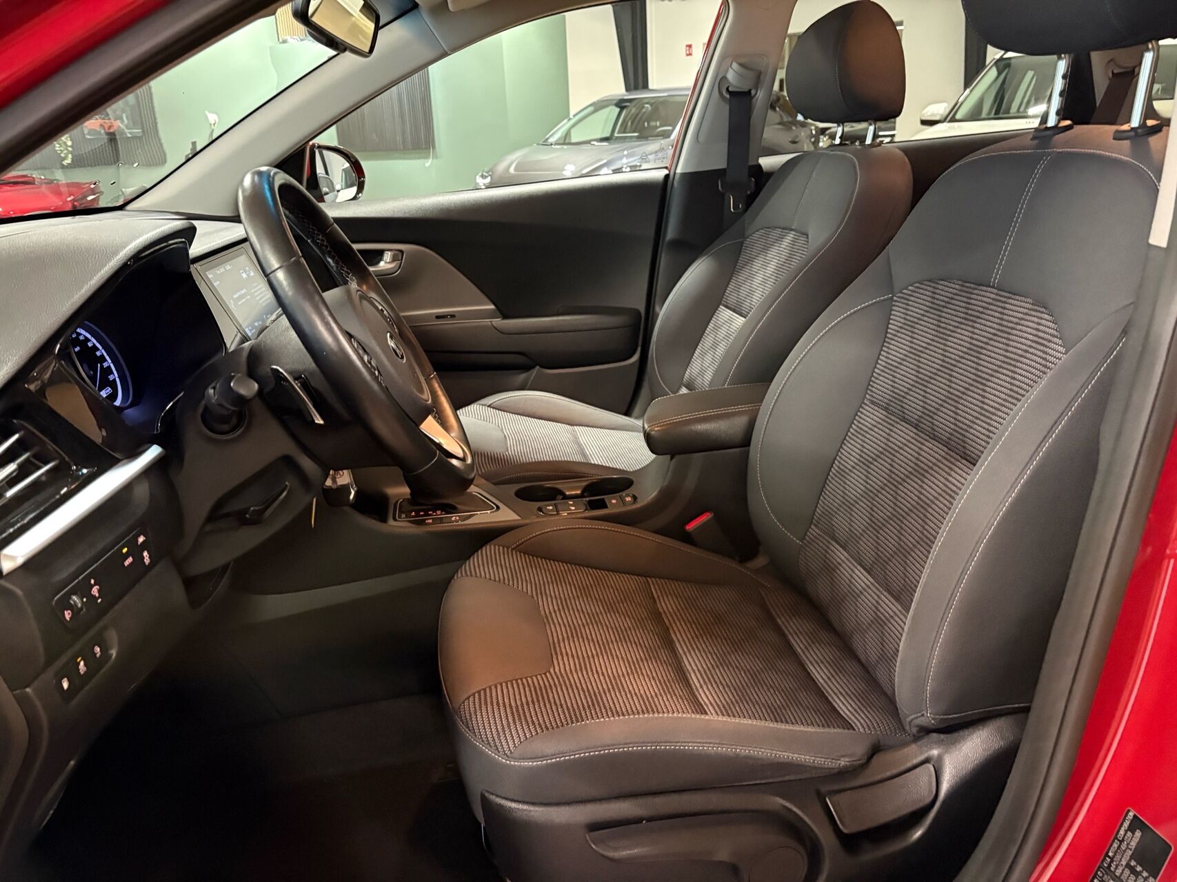 Billede af Kia Niro 1,6 GDI PHEV  Plugin-hybrid Comfort DCT 141HK 5d 6g Aut.