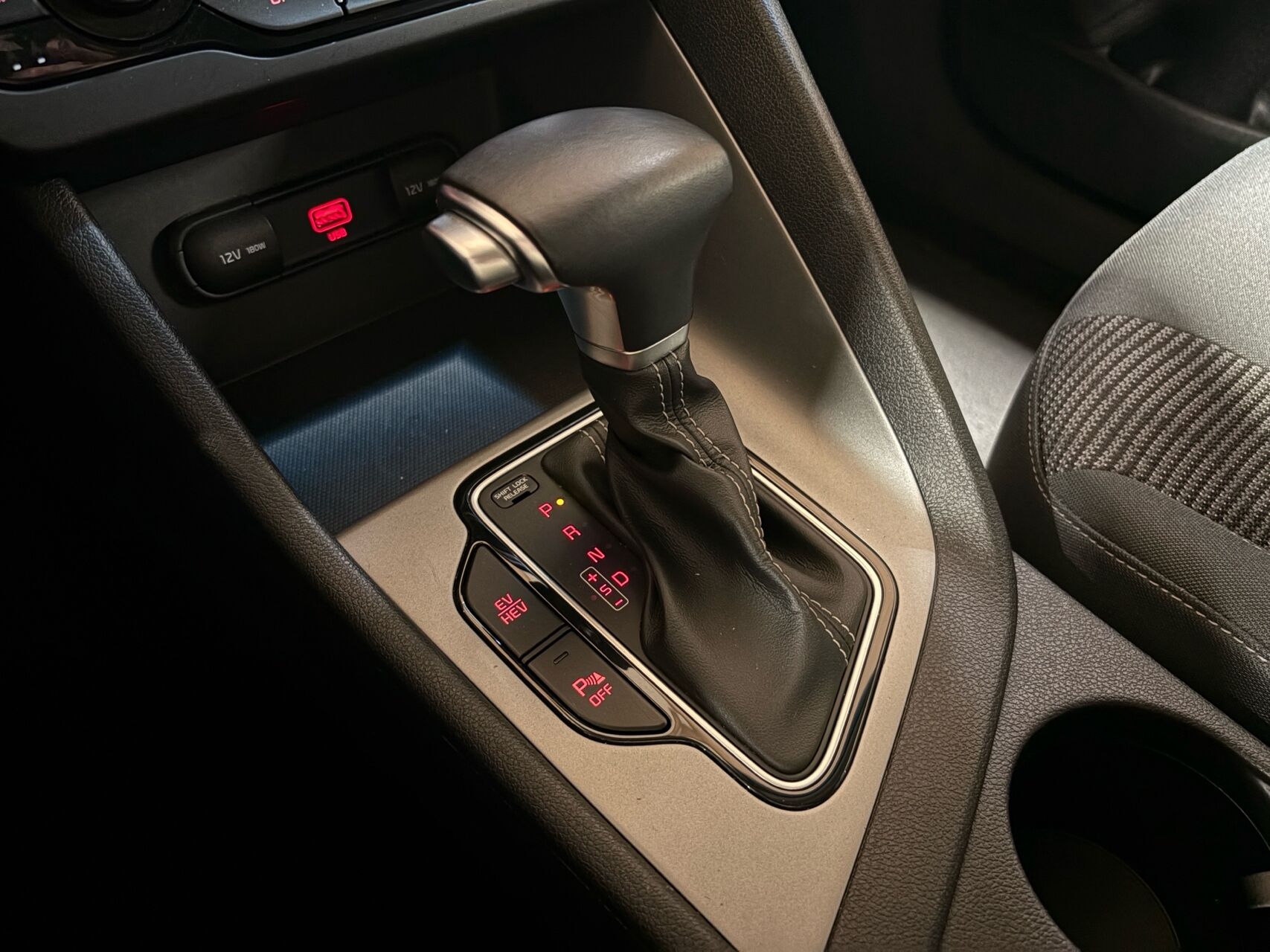 Billede af Kia Niro 1,6 GDI PHEV  Plugin-hybrid Comfort DCT 141HK 5d 6g Aut.