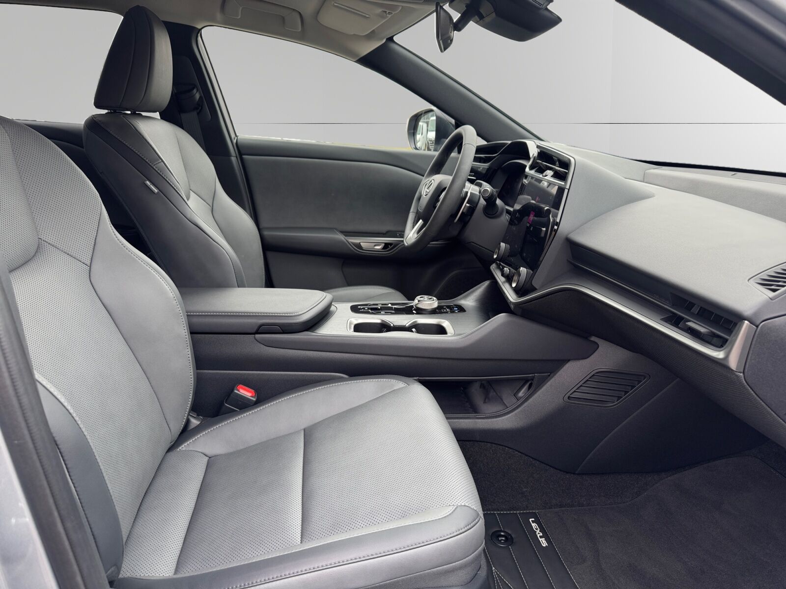 Billede af Lexus RZ 300e EL Executive 204HK 4d Aut.