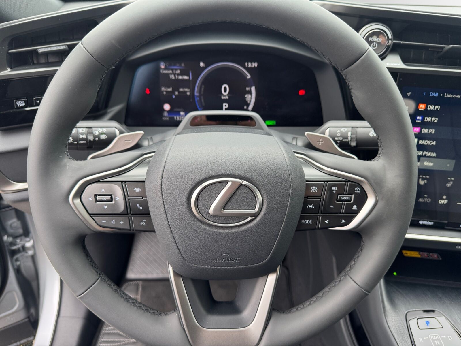 Billede af Lexus RZ 300e EL Executive 204HK 4d Aut.