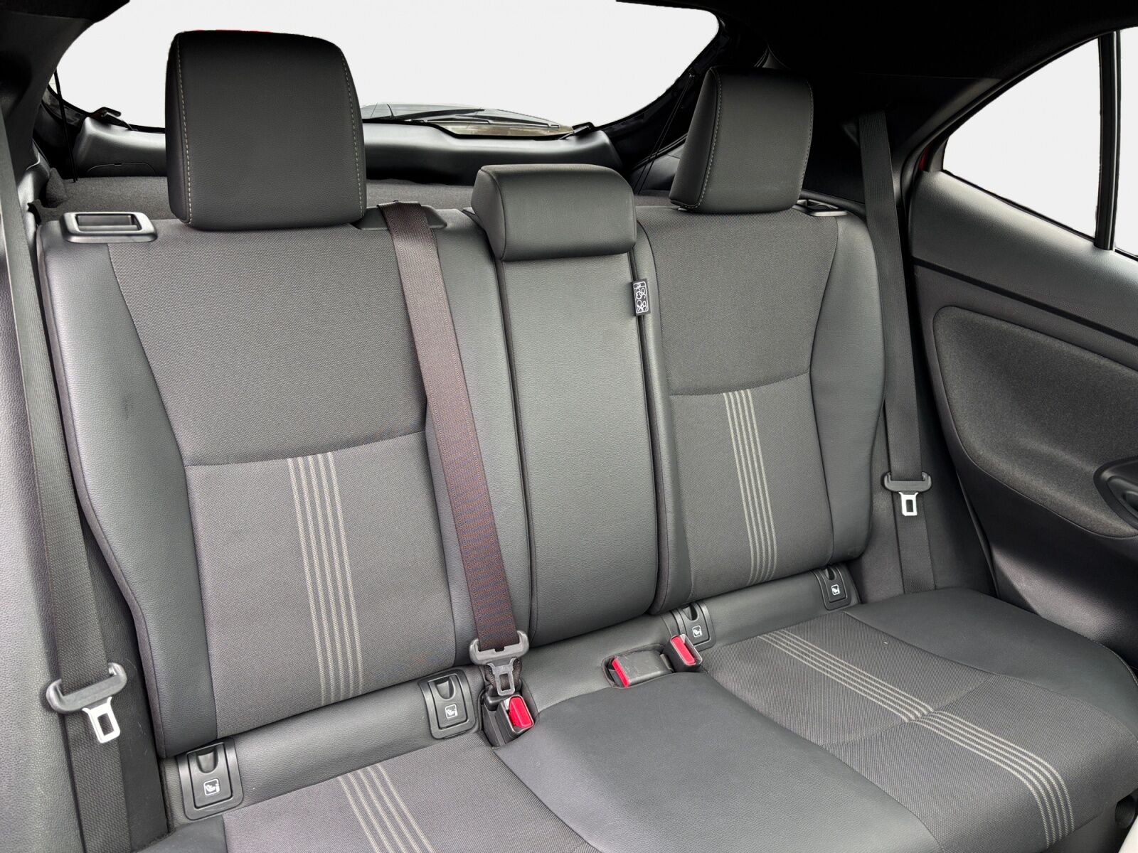 Billede af Toyota Yaris Cross 1,5 Hybrid Adventure 116HK 5d Trinl. Gear