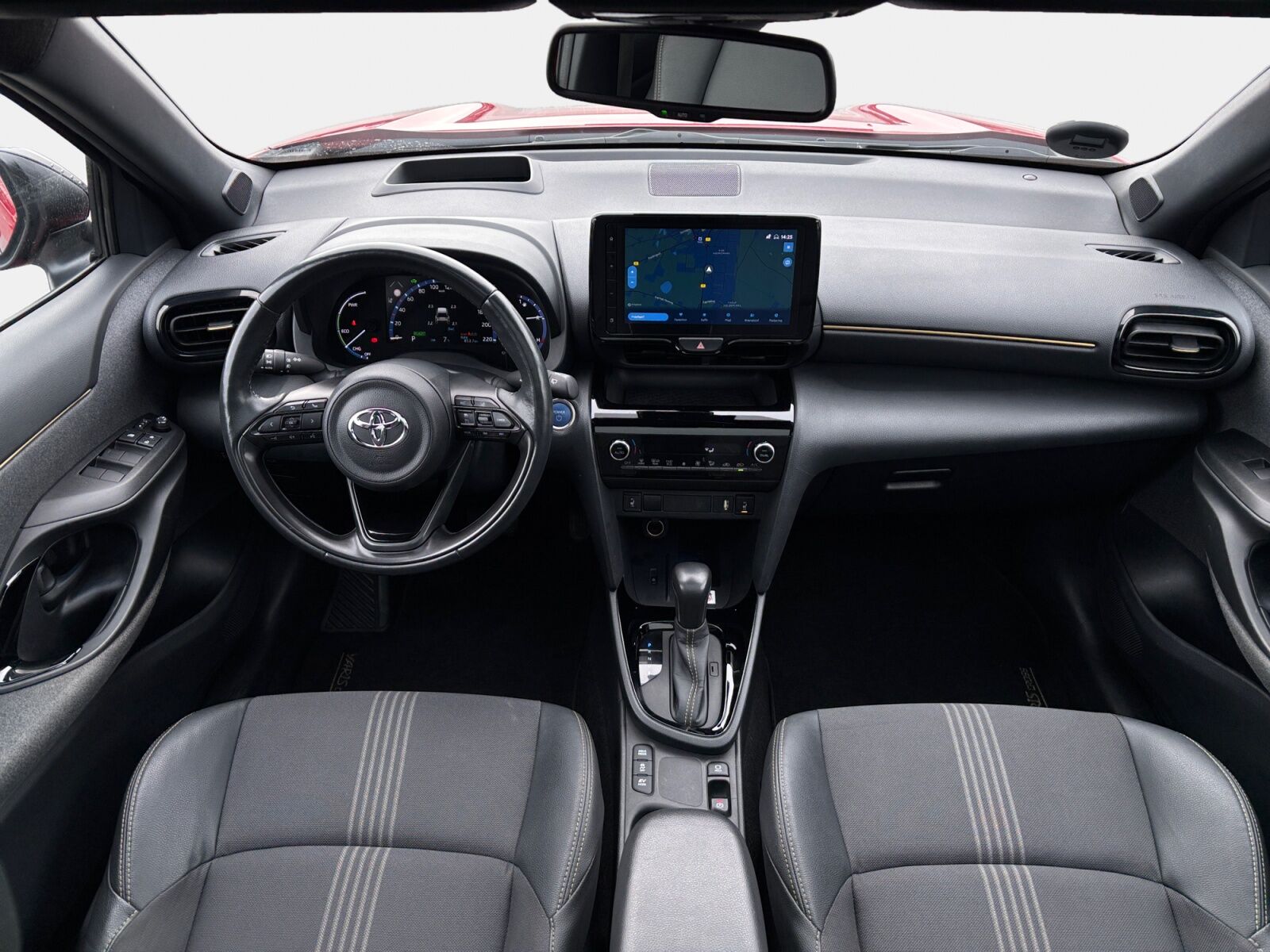 Billede af Toyota Yaris Cross 1,5 Hybrid Adventure 116HK 5d Trinl. Gear