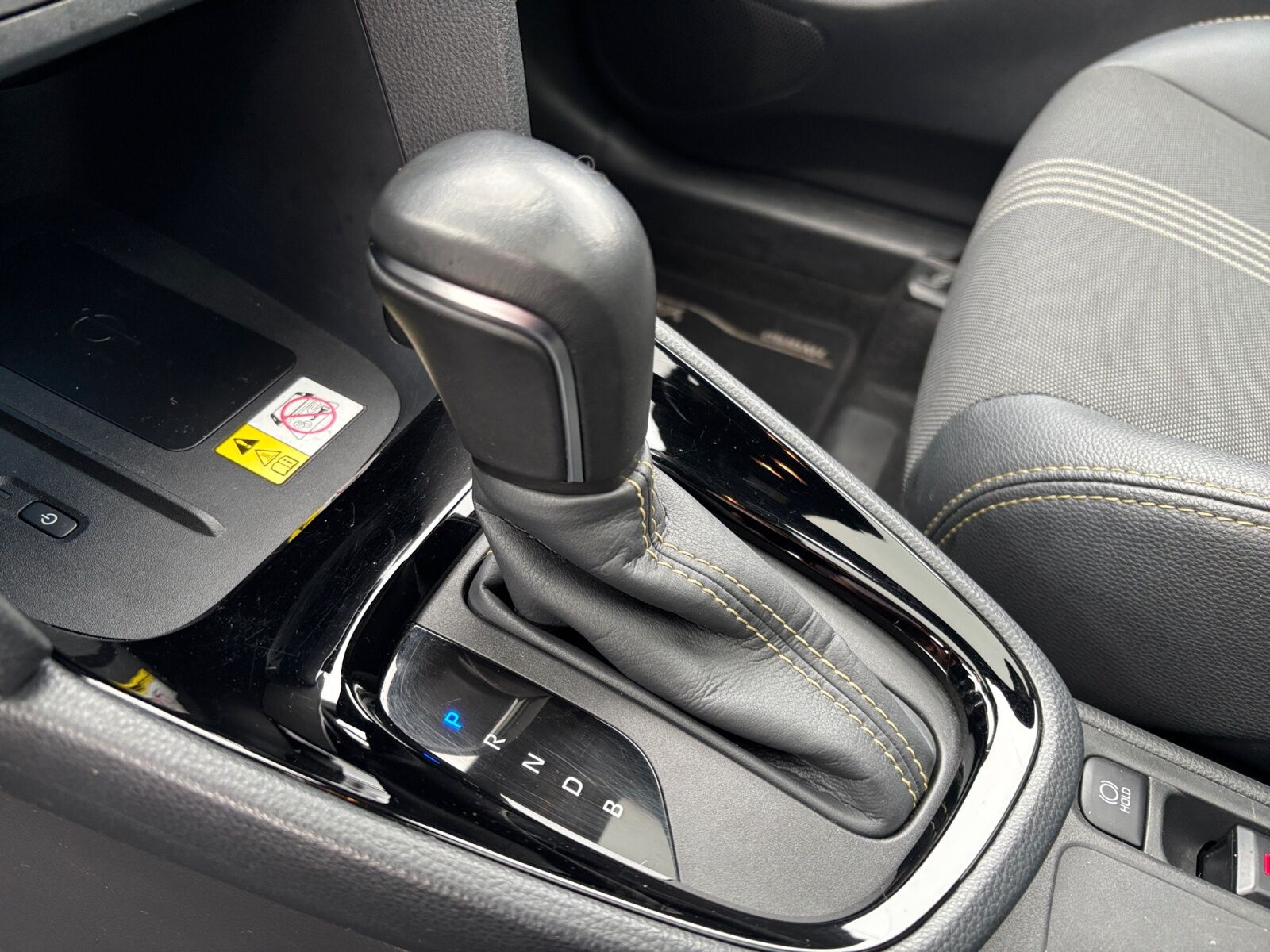 Billede af Toyota Yaris Cross 1,5 Hybrid Adventure 116HK 5d Trinl. Gear