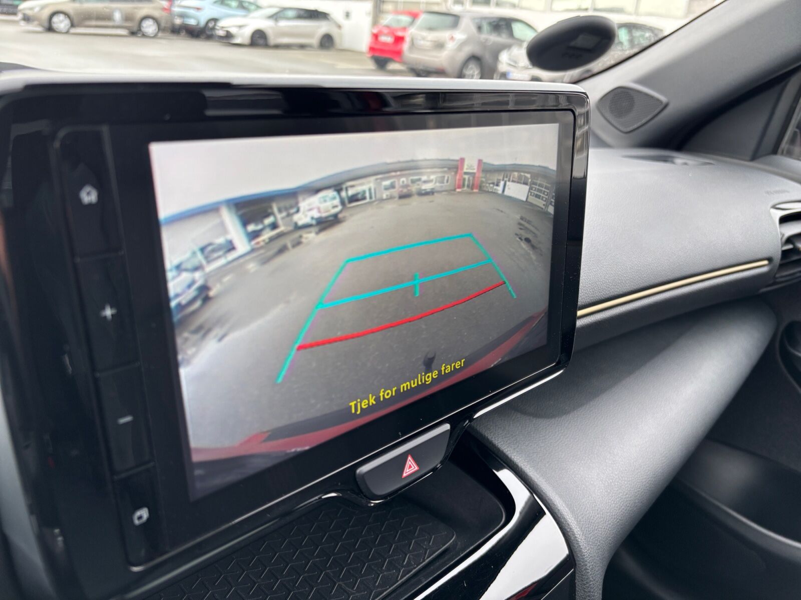 Billede af Toyota Yaris Cross 1,5 Hybrid Adventure 116HK 5d Trinl. Gear