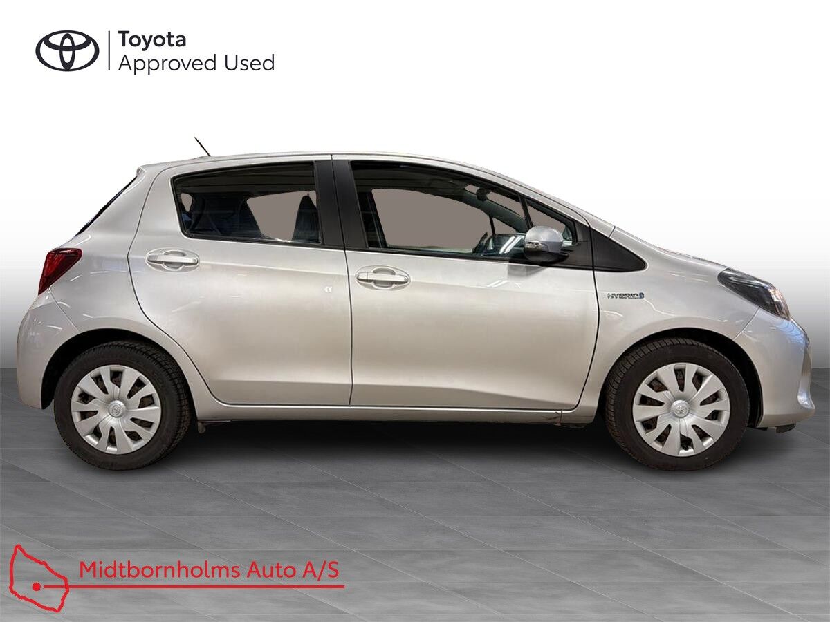 Billede af Toyota Yaris 1,5 Hybrid H2 E-CVT 100HK 5d Trinl. Gear