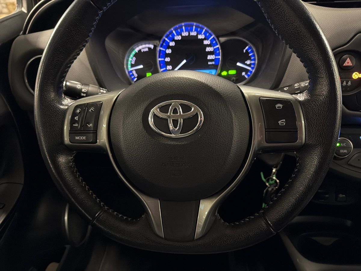 Billede af Toyota Yaris 1,5 Hybrid H2 E-CVT 100HK 5d Trinl. Gear