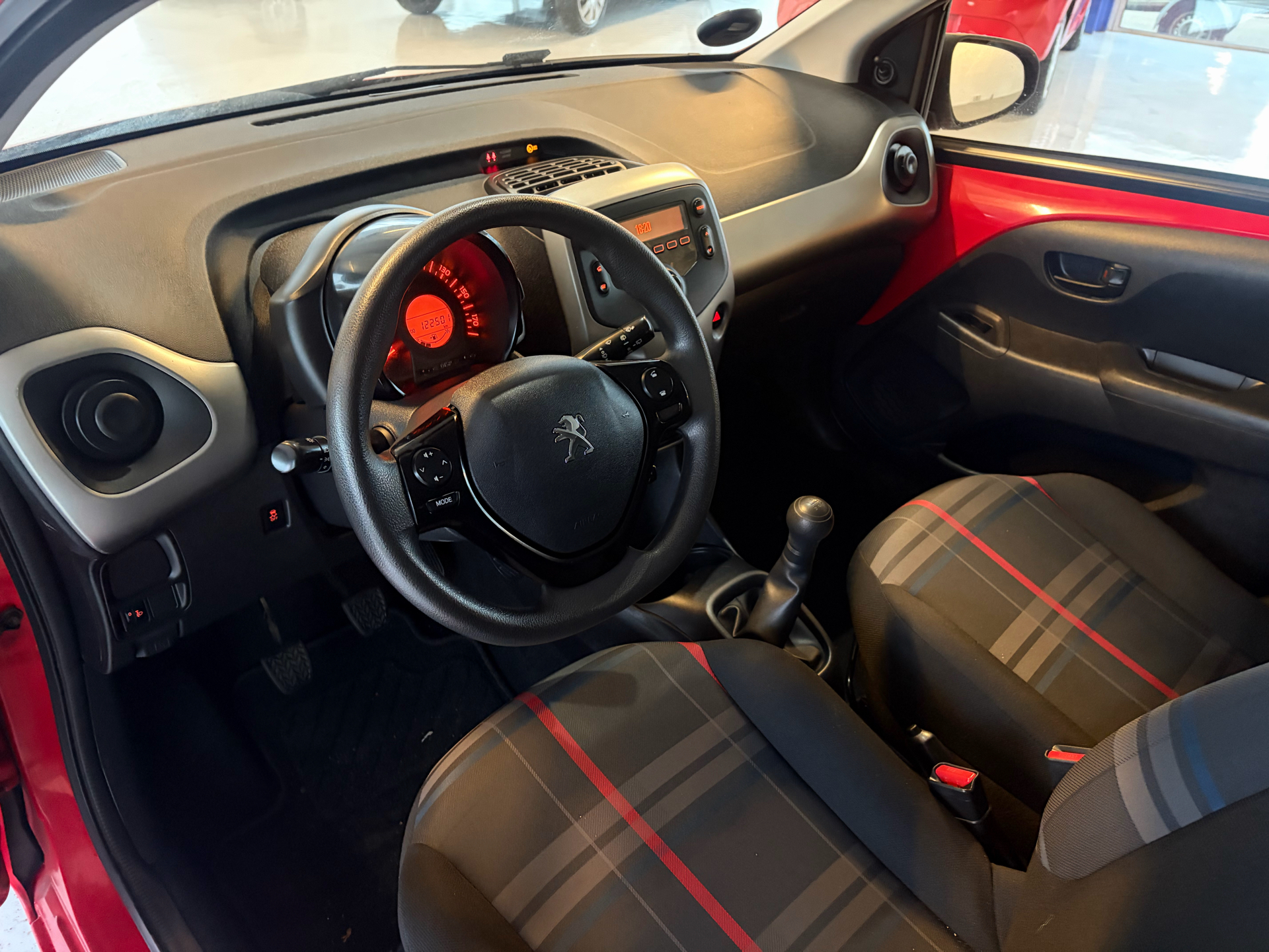 Billede af Peugeot 108 1,2 VTi Active 82HK 5d