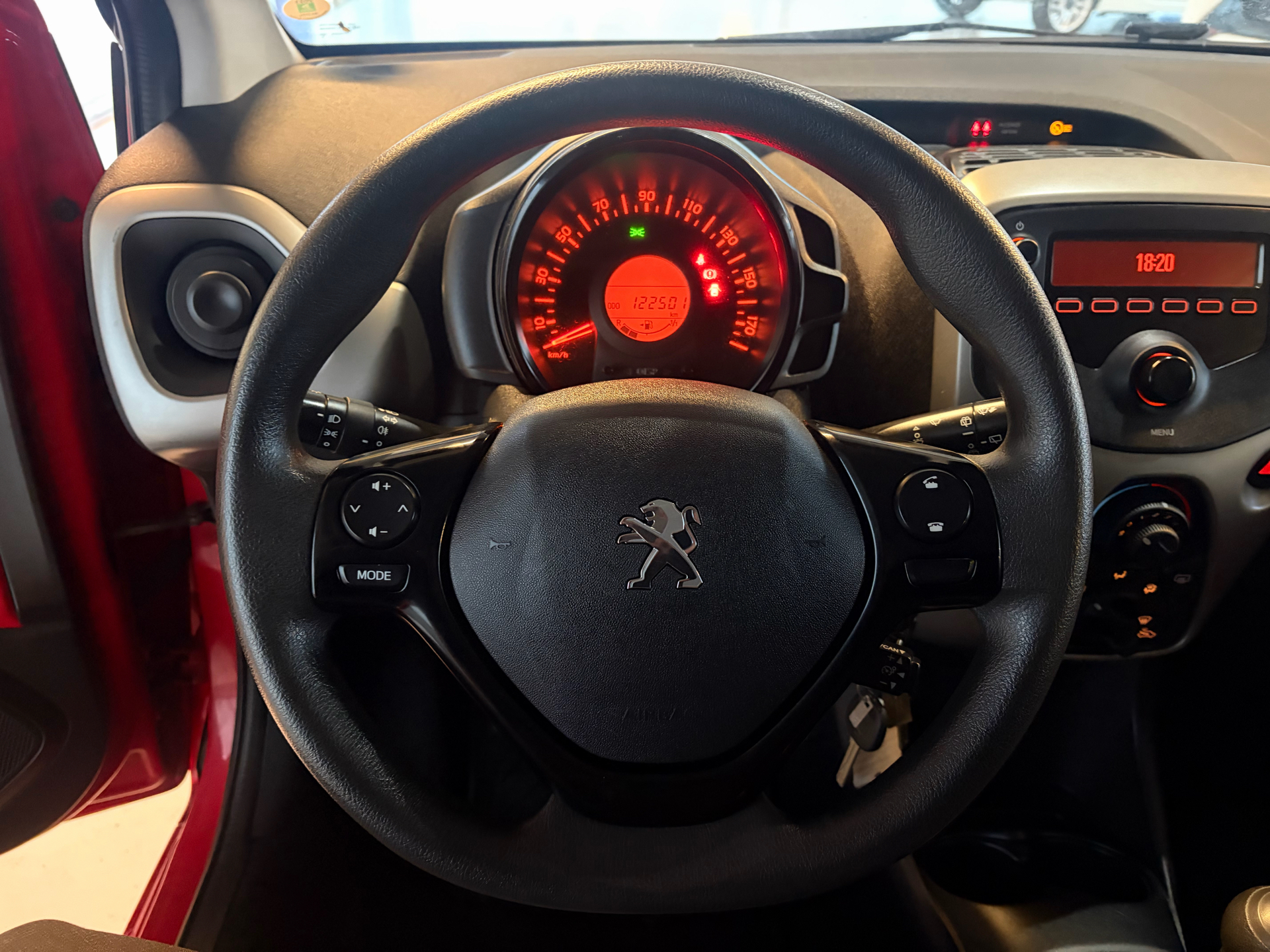 Billede af Peugeot 108 1,2 VTi Active 82HK 5d
