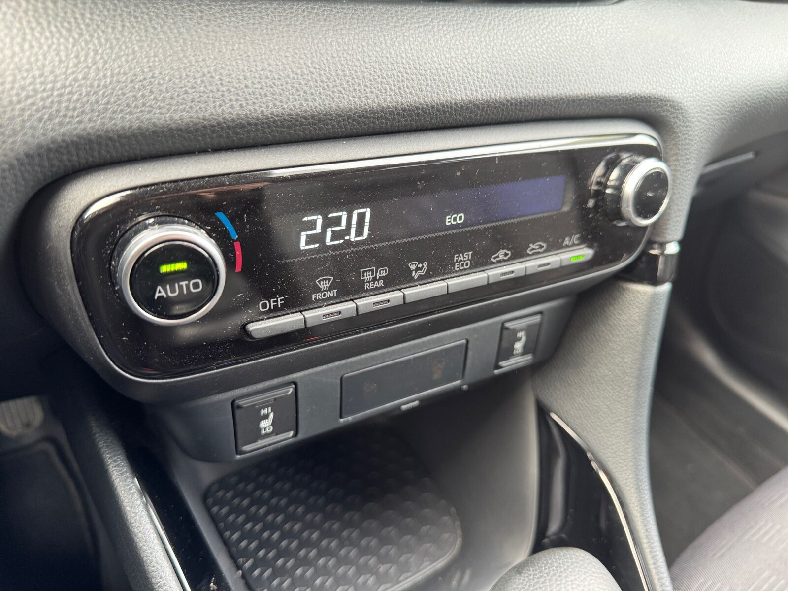 Billede af Toyota Yaris 1,5 Hybrid Style Comfort 116HK 5d Trinl. Gear