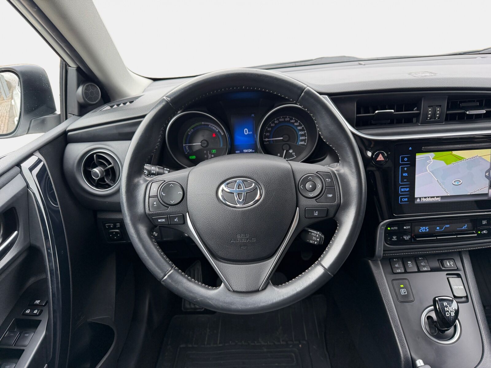 Billede af Toyota Auris Touring Sports 1,8 Hybrid Selected Bi-tone 136HK Stc Aut.