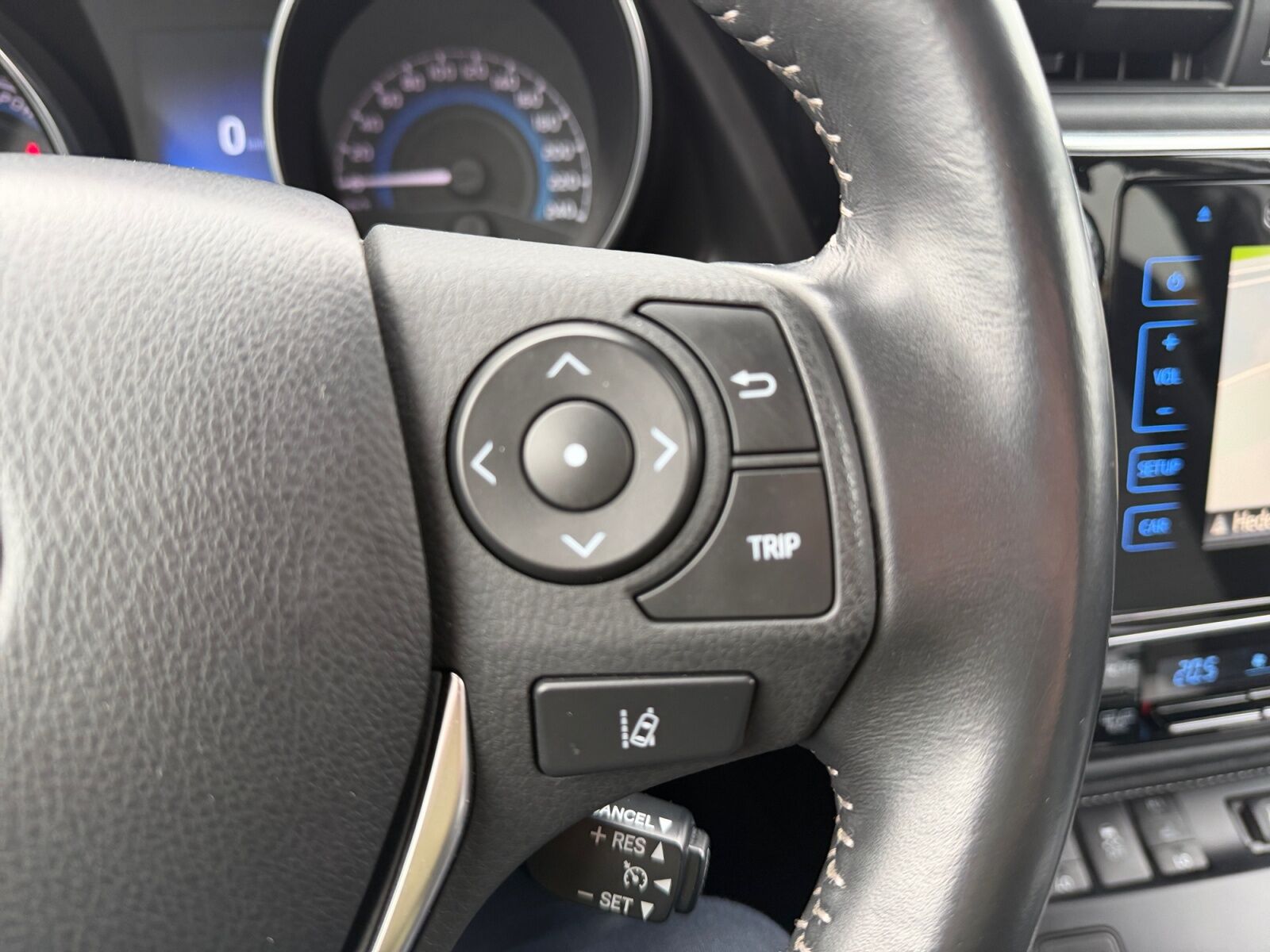 Billede af Toyota Auris Touring Sports 1,8 Hybrid Selected Bi-tone 136HK Stc Aut.