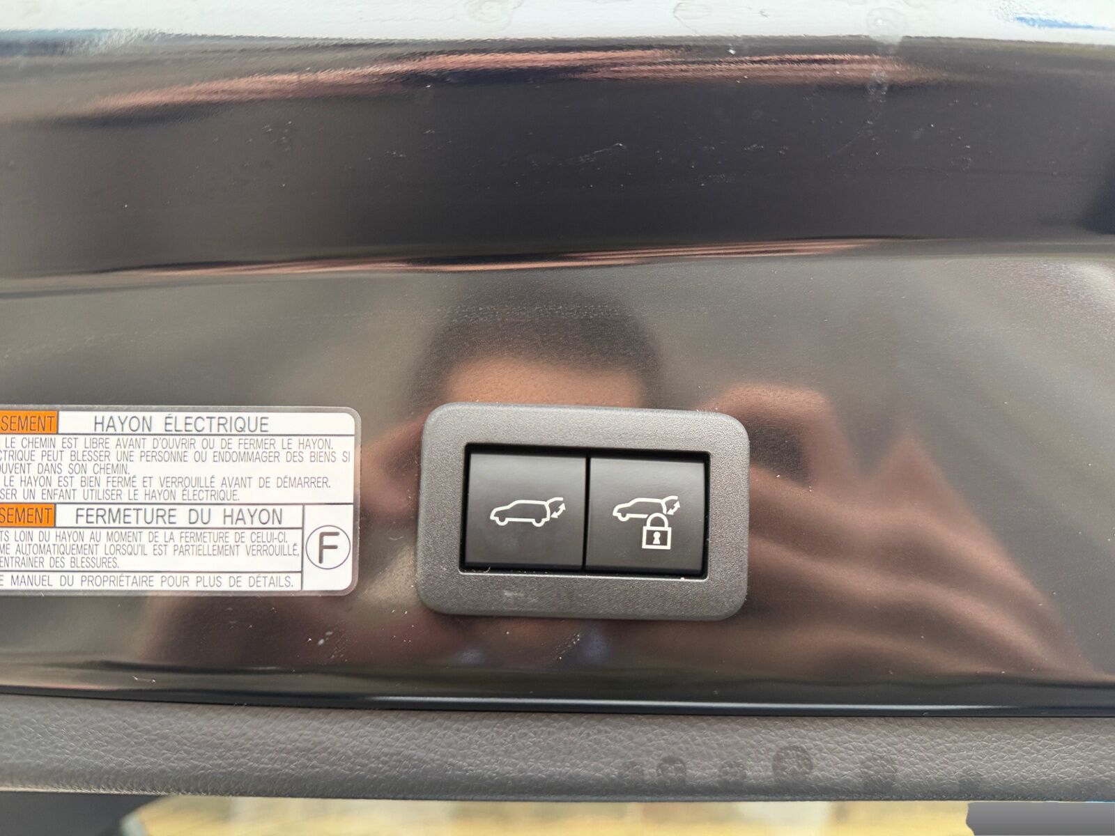 Billede af Toyota Corolla Cross 1,8 Hybrid Style Comfort 140HK 5d Aut.