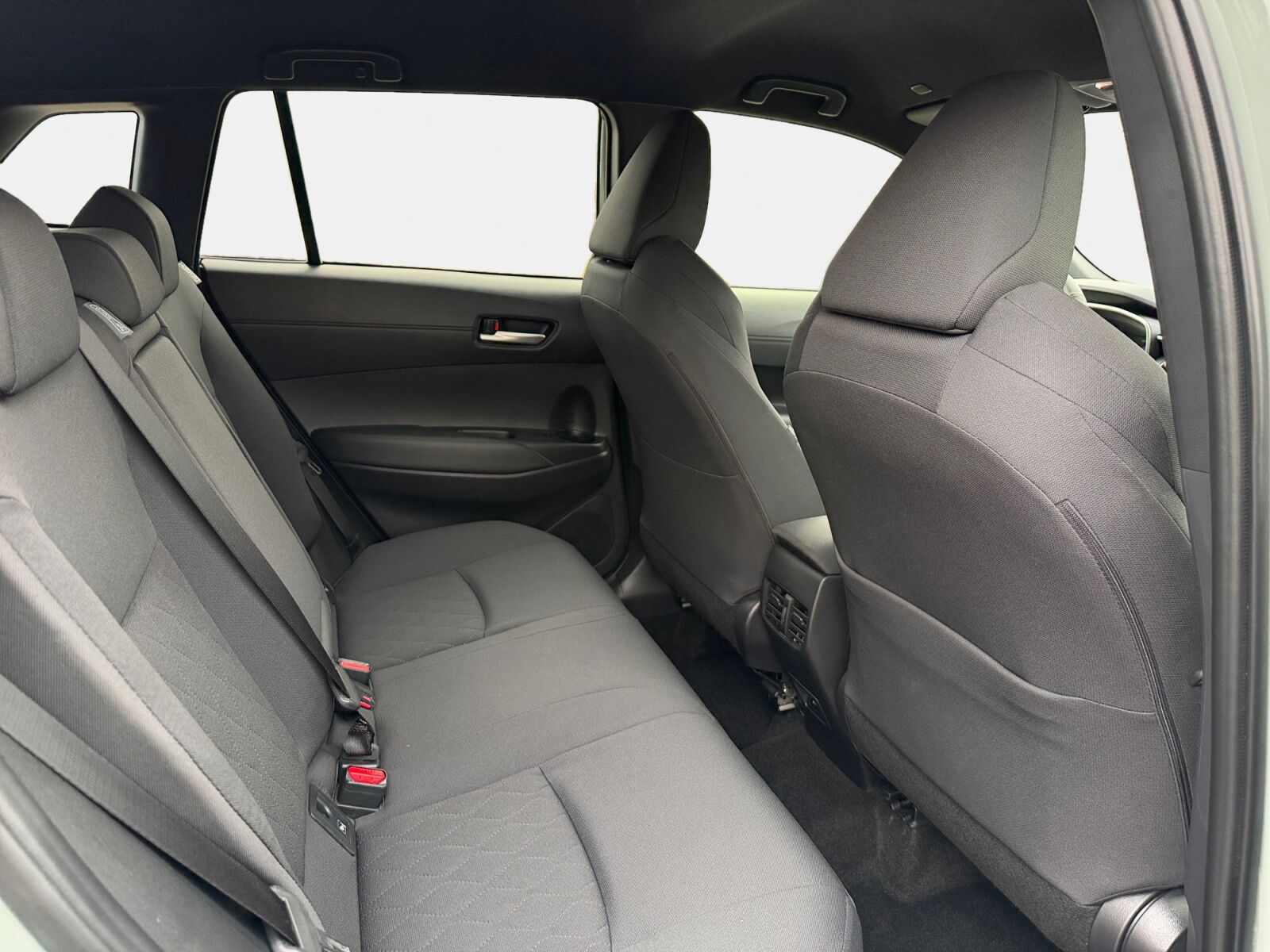 Billede af Toyota Corolla Cross 1,8 Hybrid Style Comfort 140HK 5d Aut.