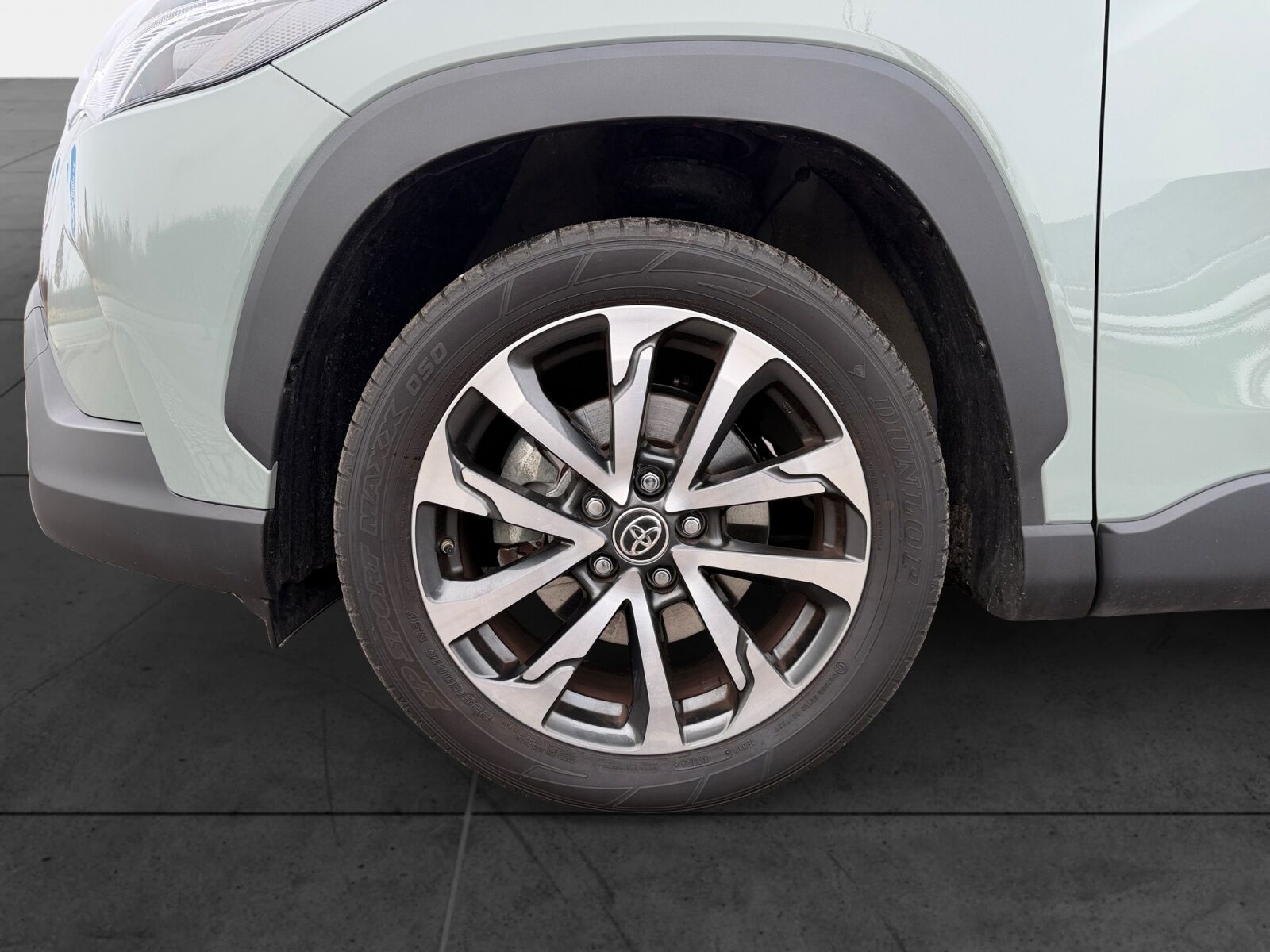 Billede af Toyota Corolla Cross 1,8 Hybrid Style Comfort 140HK 5d Aut.