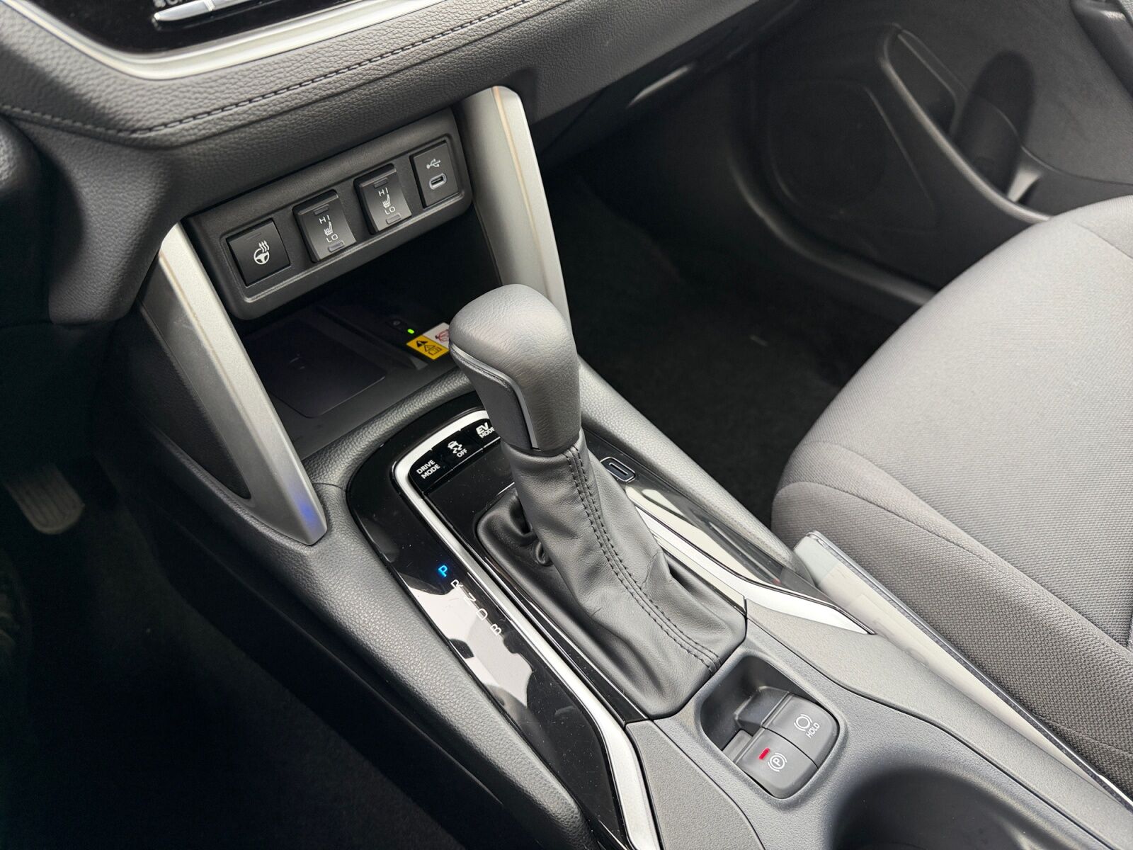 Billede af Toyota Corolla Cross 1,8 Hybrid Style Comfort 140HK 5d Aut.