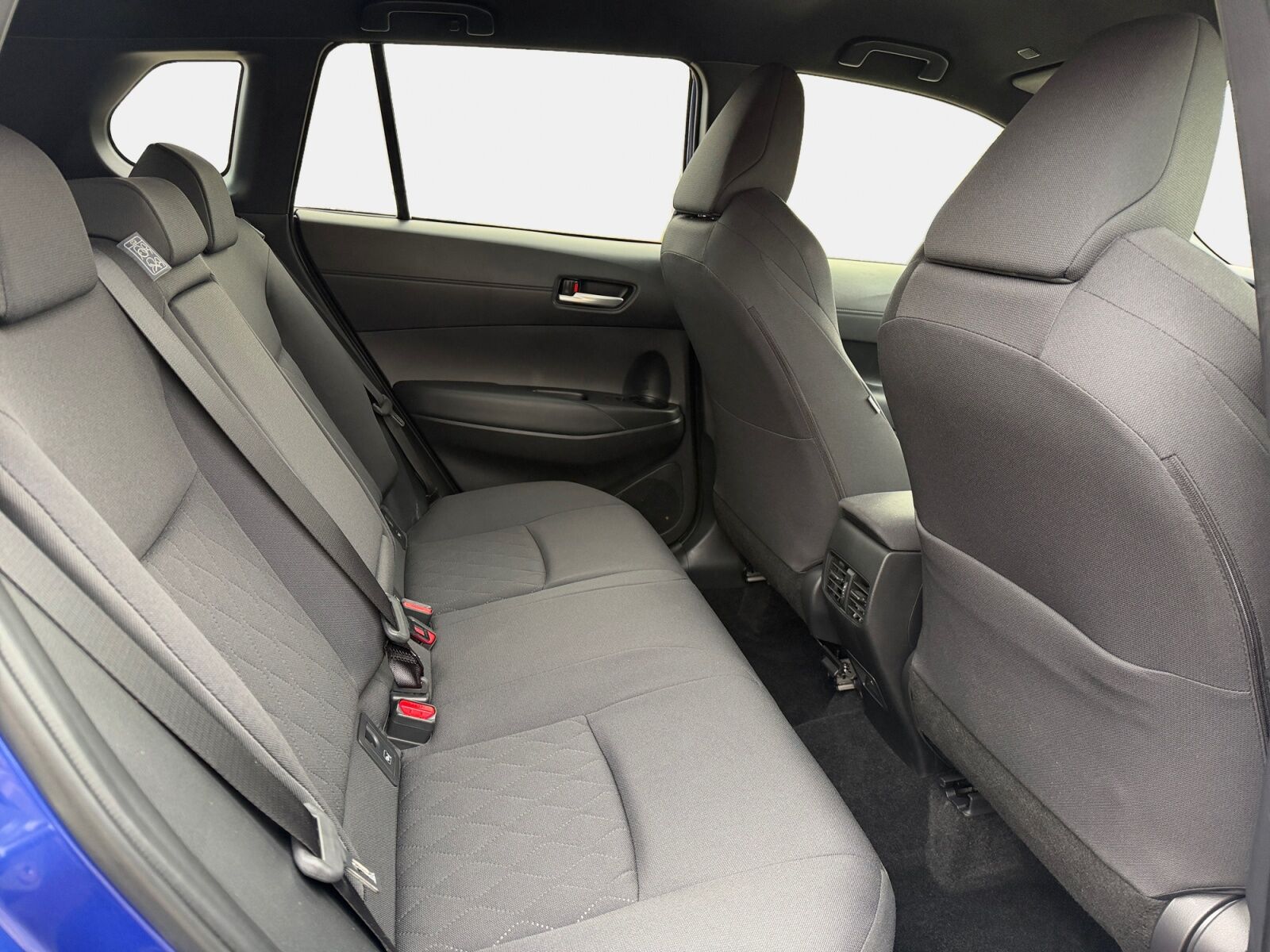 Billede af Toyota Corolla Cross 1,8 Hybrid Style Comfort 140HK 5d Aut.