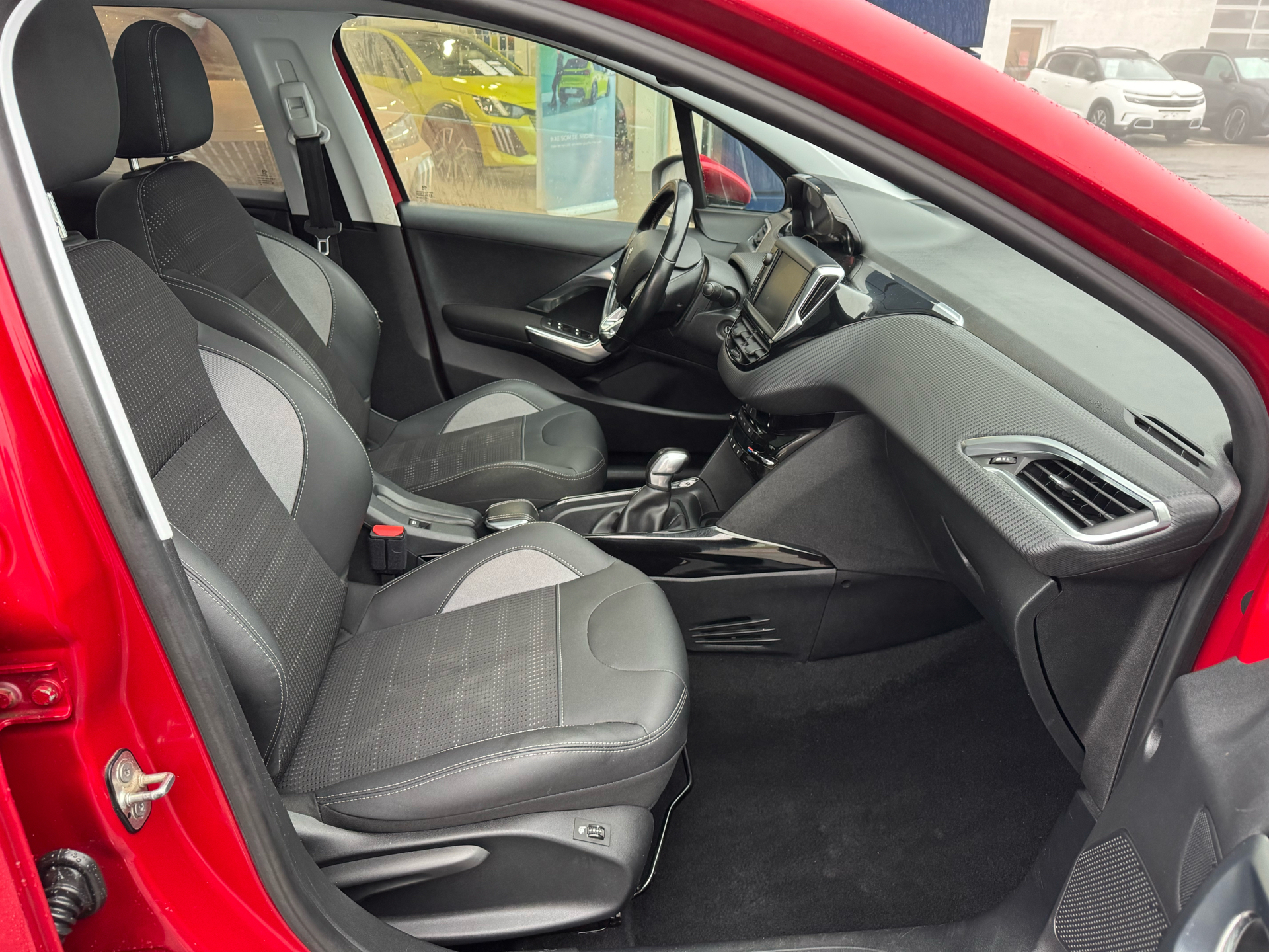 Billede af Peugeot 2008 1,2 PureTech Allure+ 110HK 5d