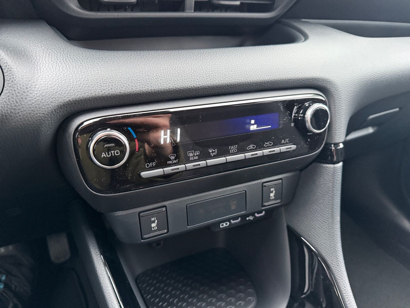 Billede af Toyota Yaris 1,5 Hybrid Style Comfort 116HK 5d Trinl. Gear