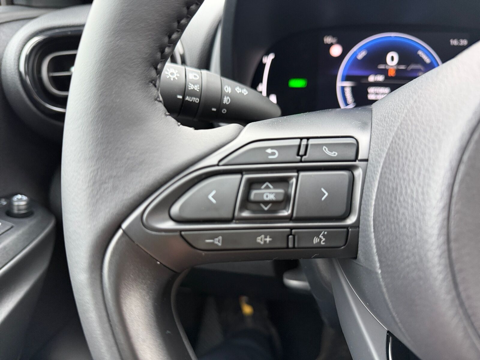 Billede af Toyota Yaris 1,5 Hybrid Style Comfort 116HK 5d Trinl. Gear