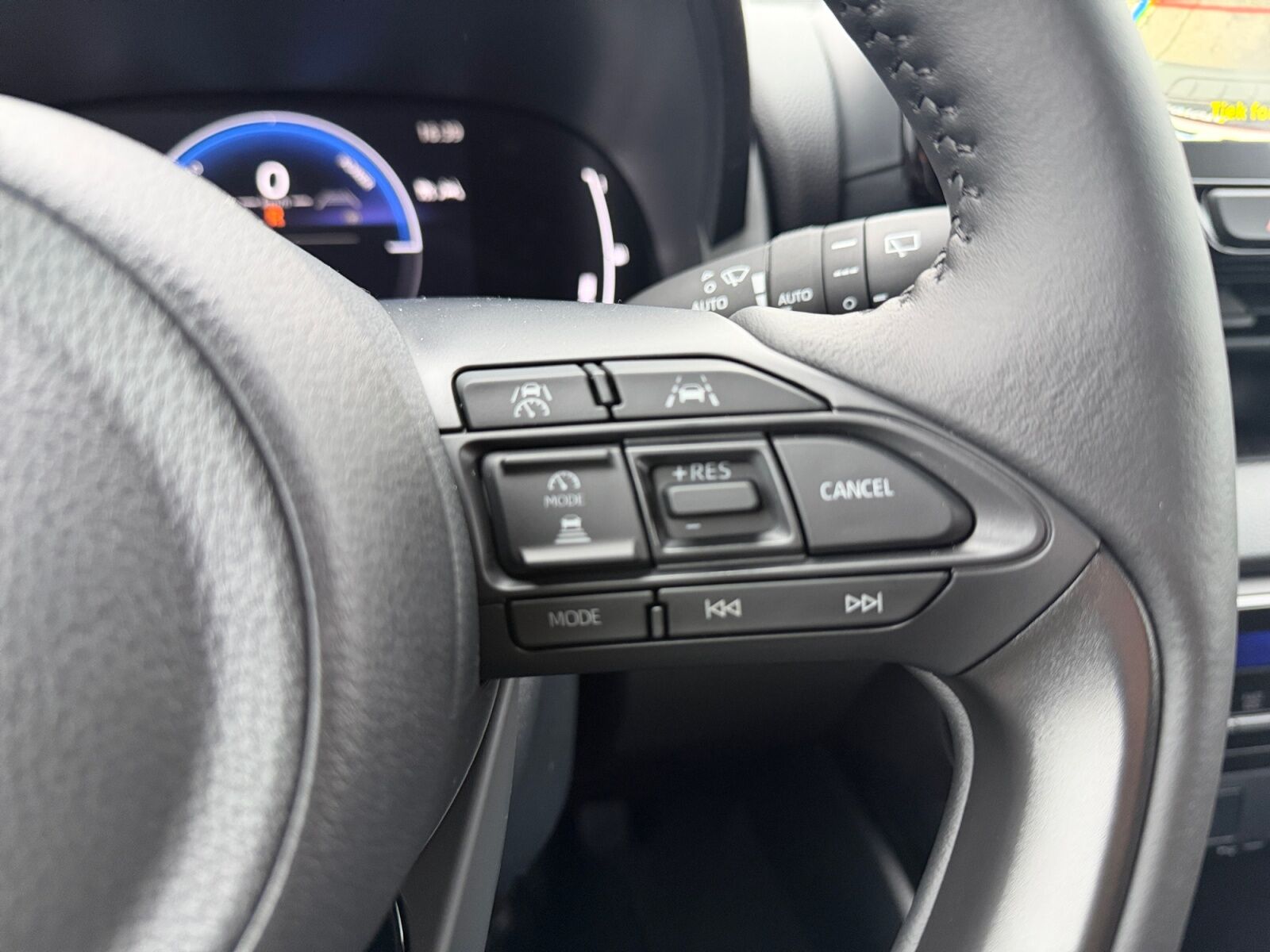 Billede af Toyota Yaris 1,5 Hybrid Style Comfort 116HK 5d Trinl. Gear