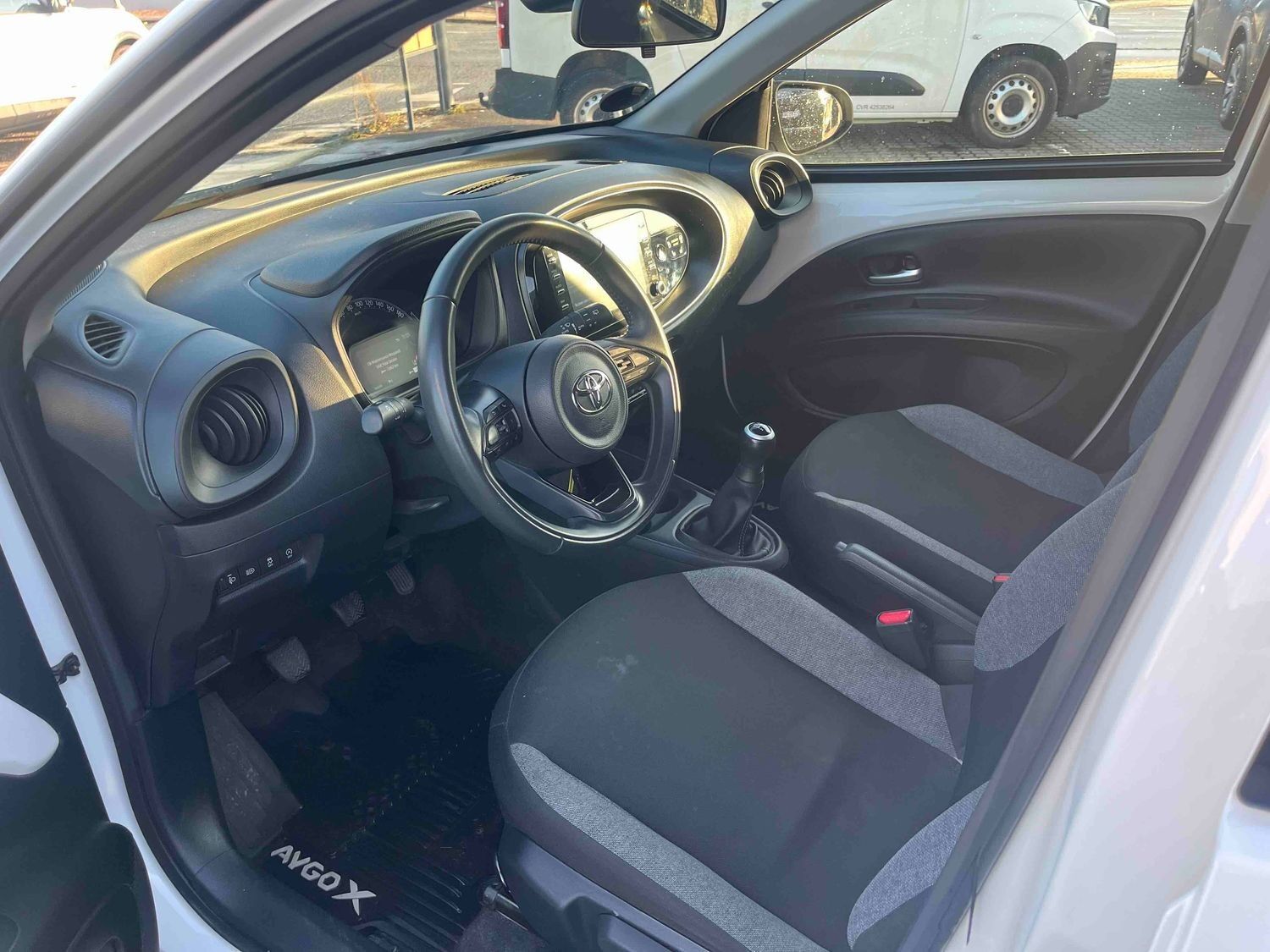 Billede af Toyota Aygo X 1,0 VVT-I Active 72HK 5d