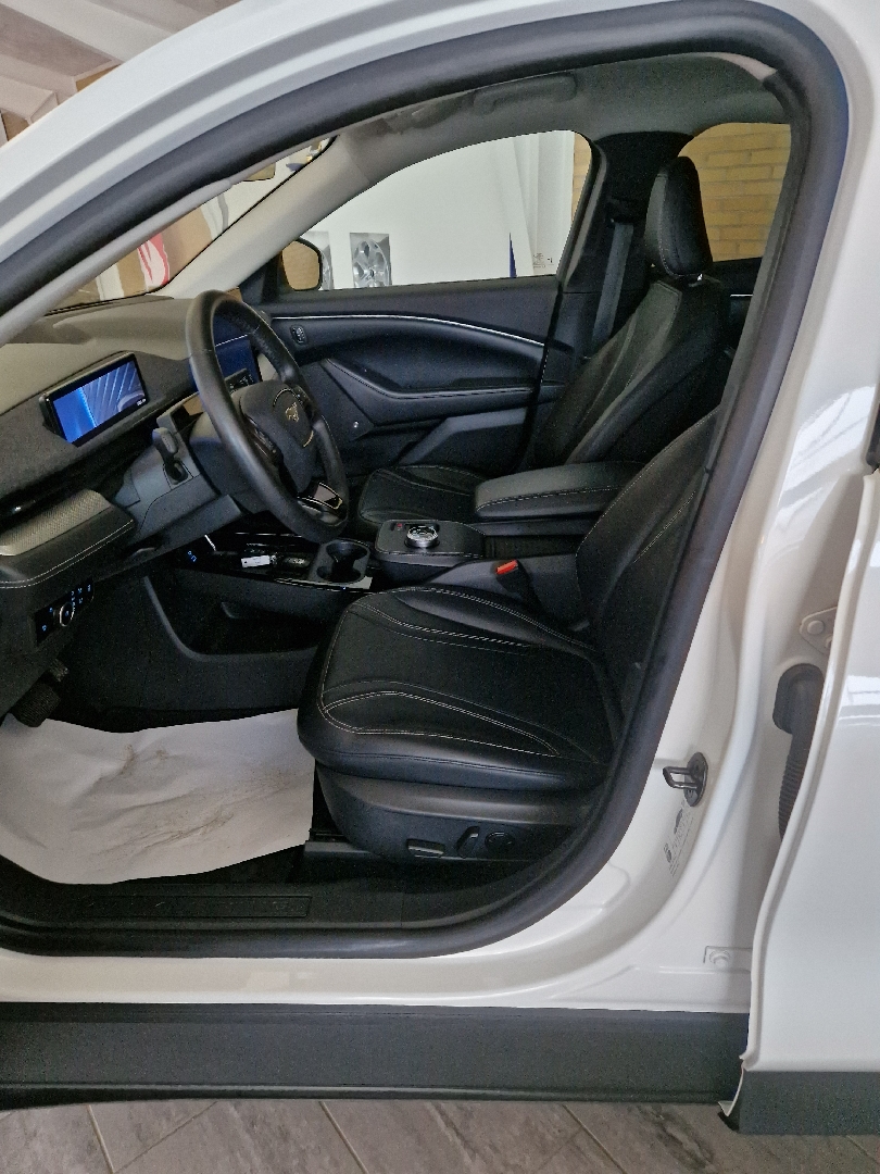 Billede af Ford Mustang Mach-E EL SR 269HK 5d Aut.