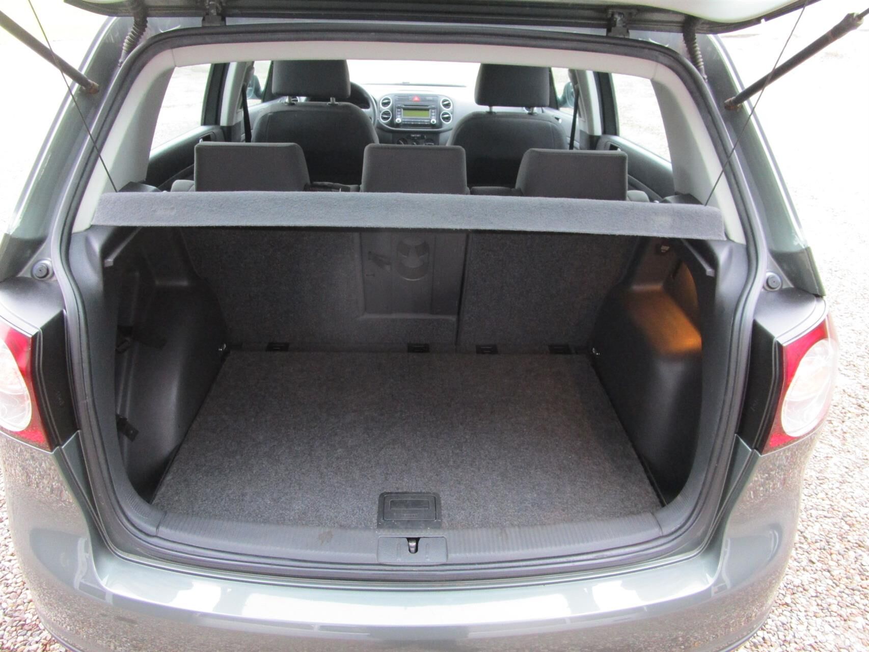 Billede af VW Golf Plus 1,6 16V FSI Trendline 115HK 6g