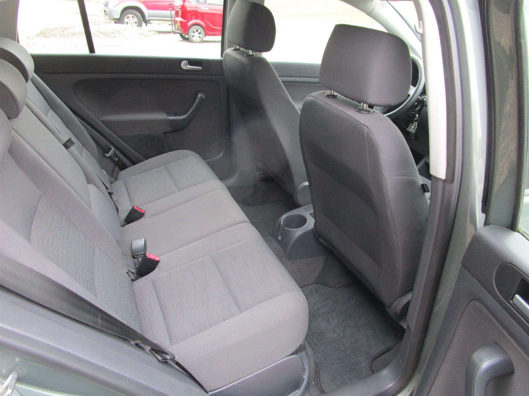 Billede af VW Golf Plus 1,6 16V FSI Trendline 115HK 6g