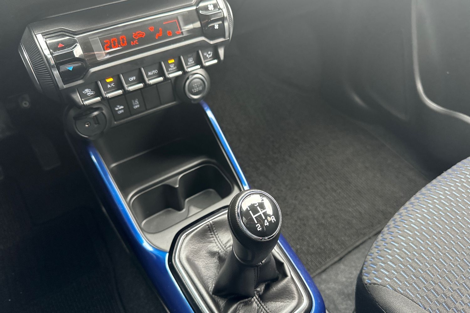 Billede af Suzuki Ignis 1,2 Dualjet  Mild hybrid Adventure 83HK 5d