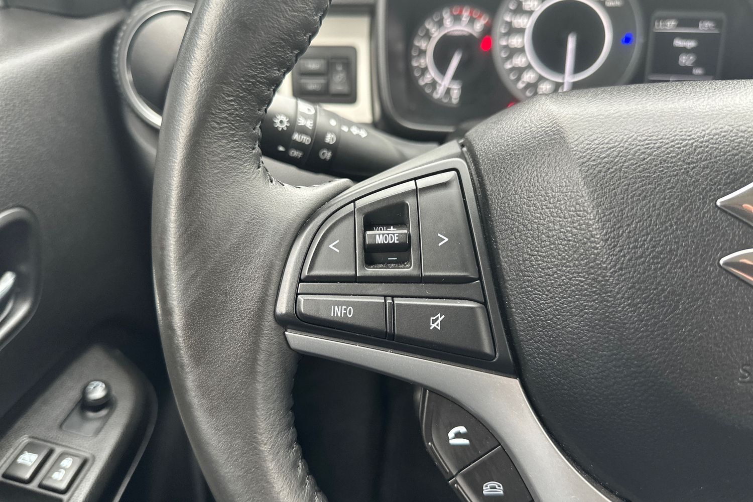 Billede af Suzuki Ignis 1,2 Dualjet  Mild hybrid Adventure 83HK 5d