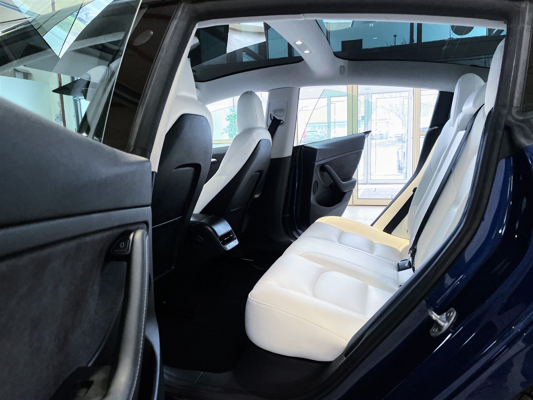 Billede af Tesla Model 3 EL Standard Range Plus 325HK Aut.