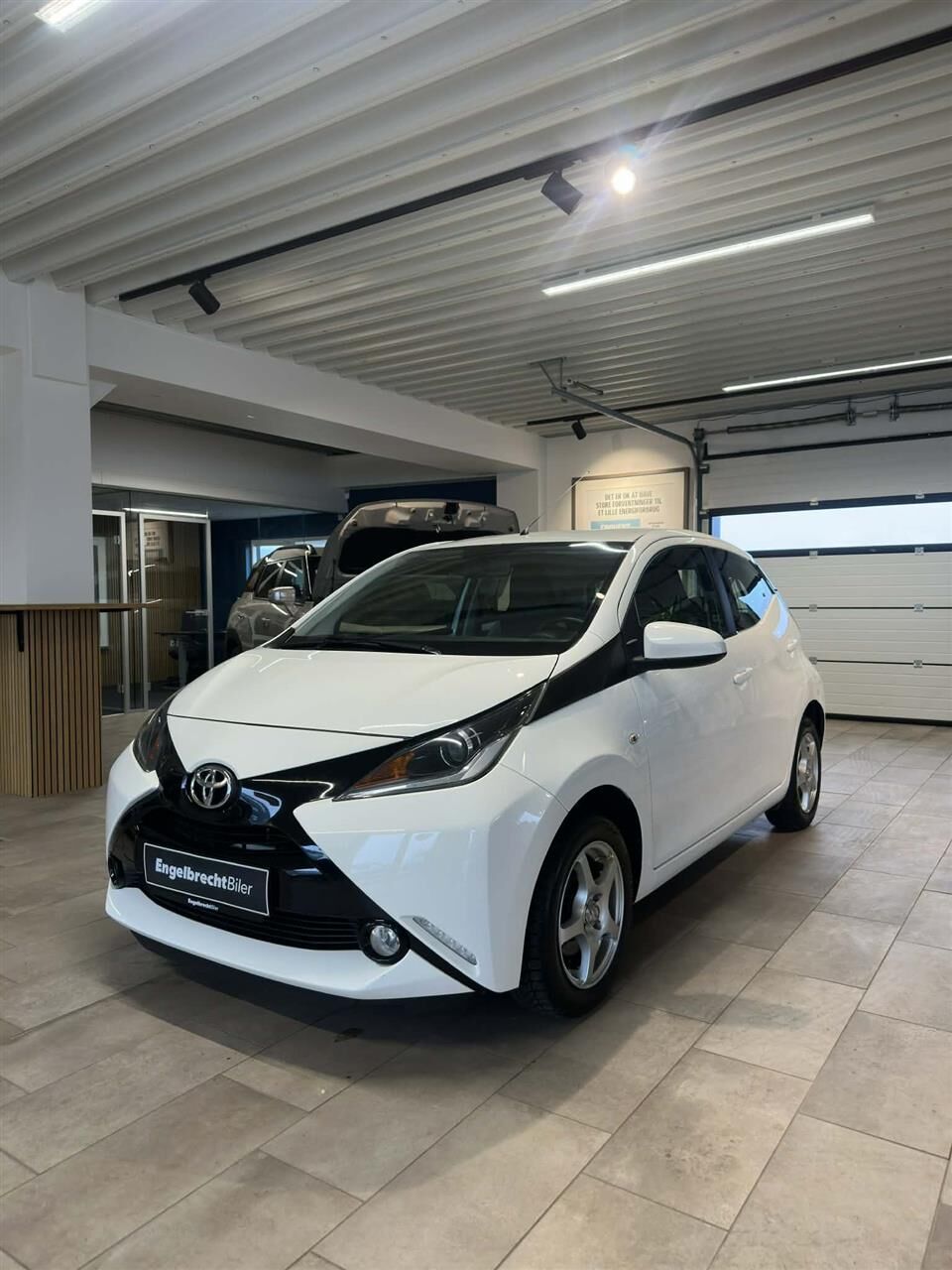 Billede af Toyota Aygo 1,0 VVT-I X-Touch X-Shift 69HK 5d Aut.