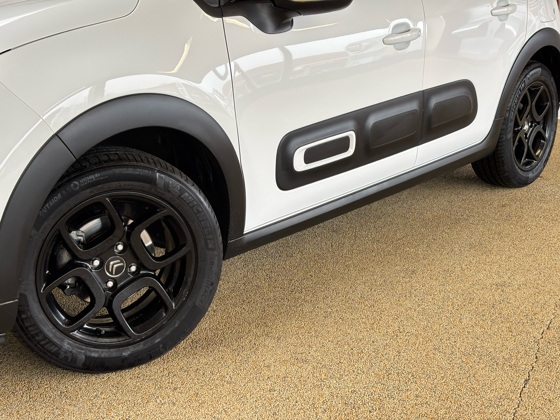 Billede af Citroën C3 1,2 PureTech Impress 83HK 5d