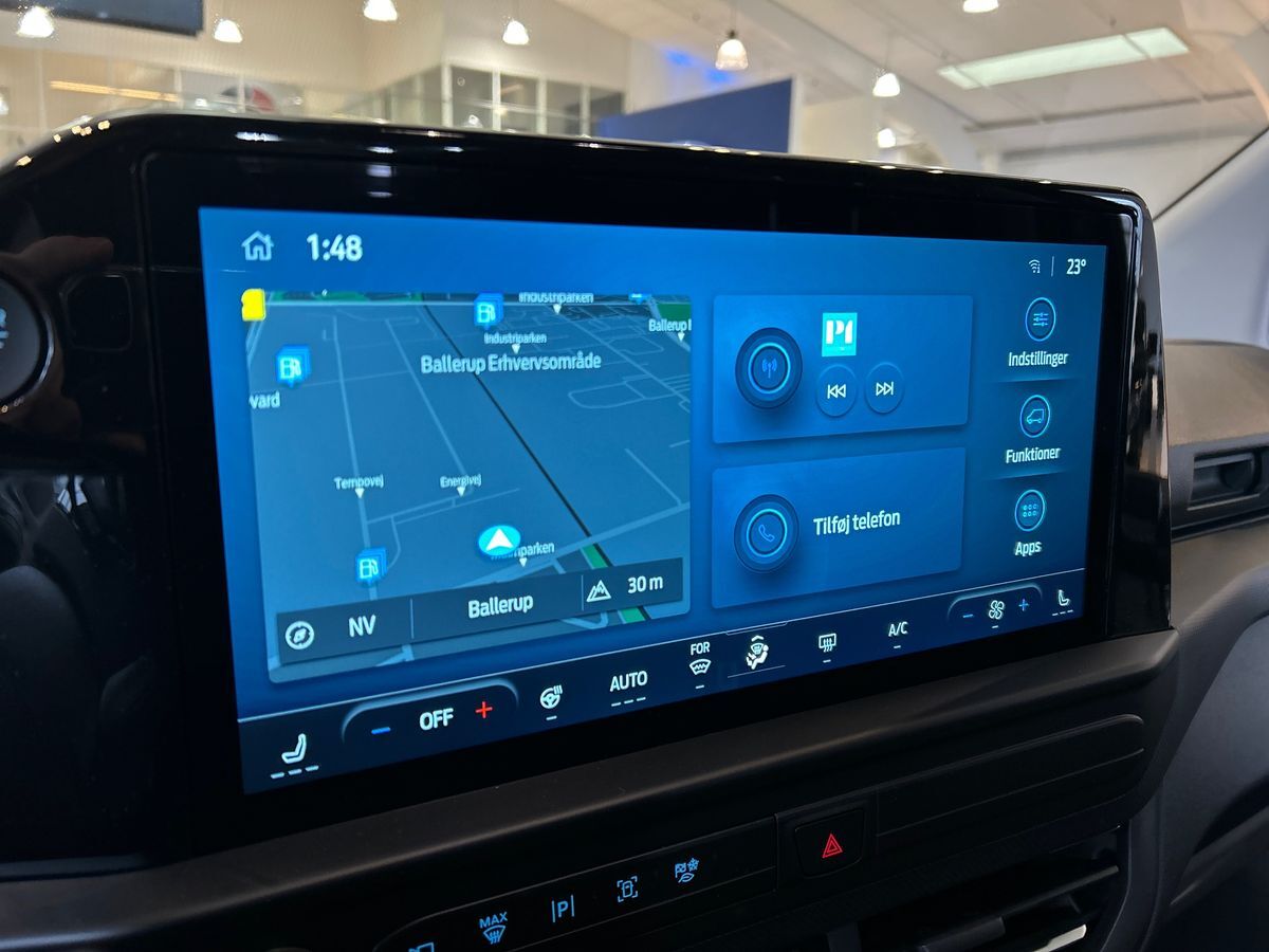 Billede af Ford Transit Custom 320 L2H1 2,5 Plugin-hybrid Limited CVT 233HK Van Trinl. Gear