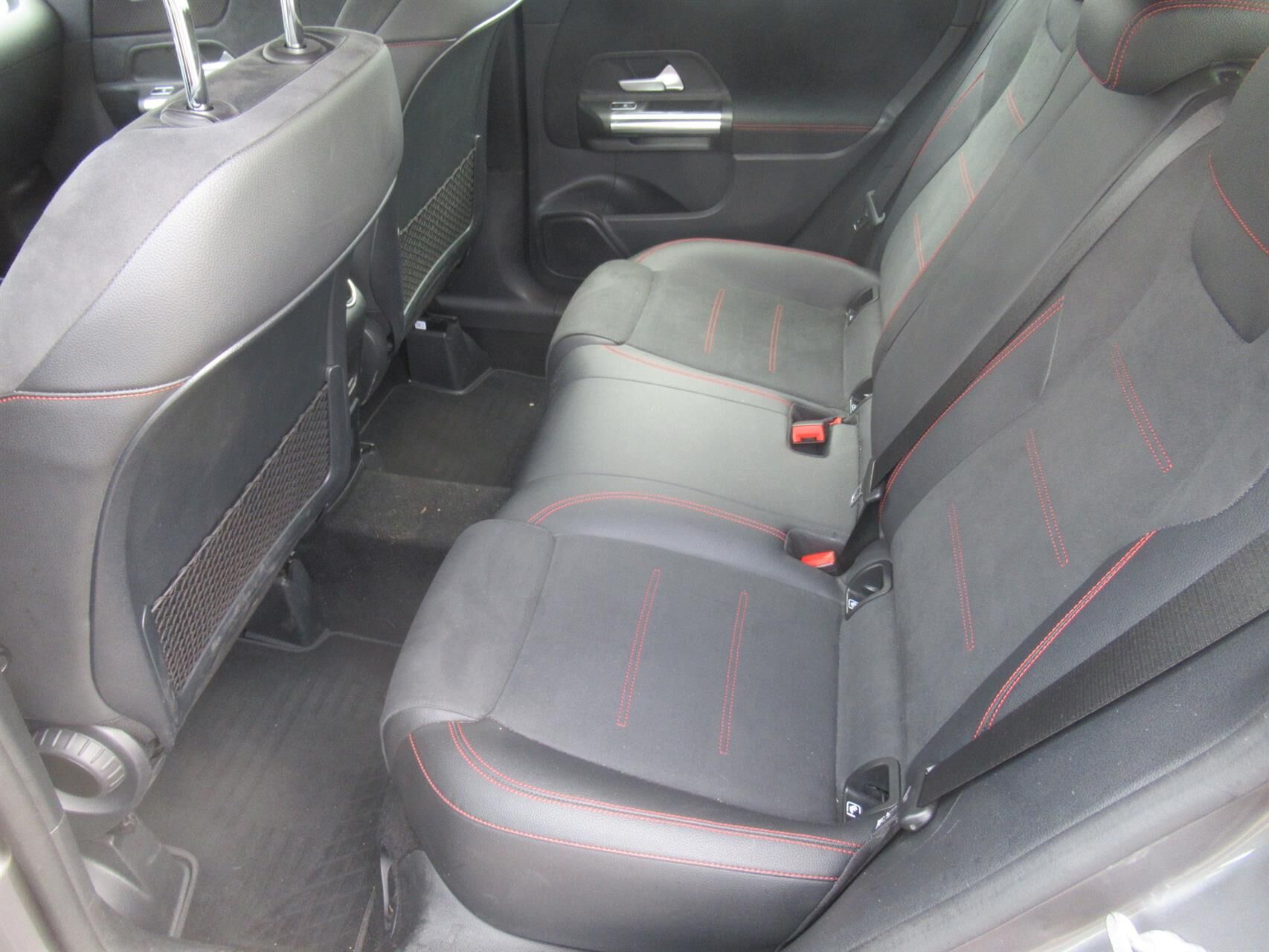 Billede af Mercedes-Benz B200 d 2,0 CDI AMG Line 8G-DCT 150HK 8g Aut.