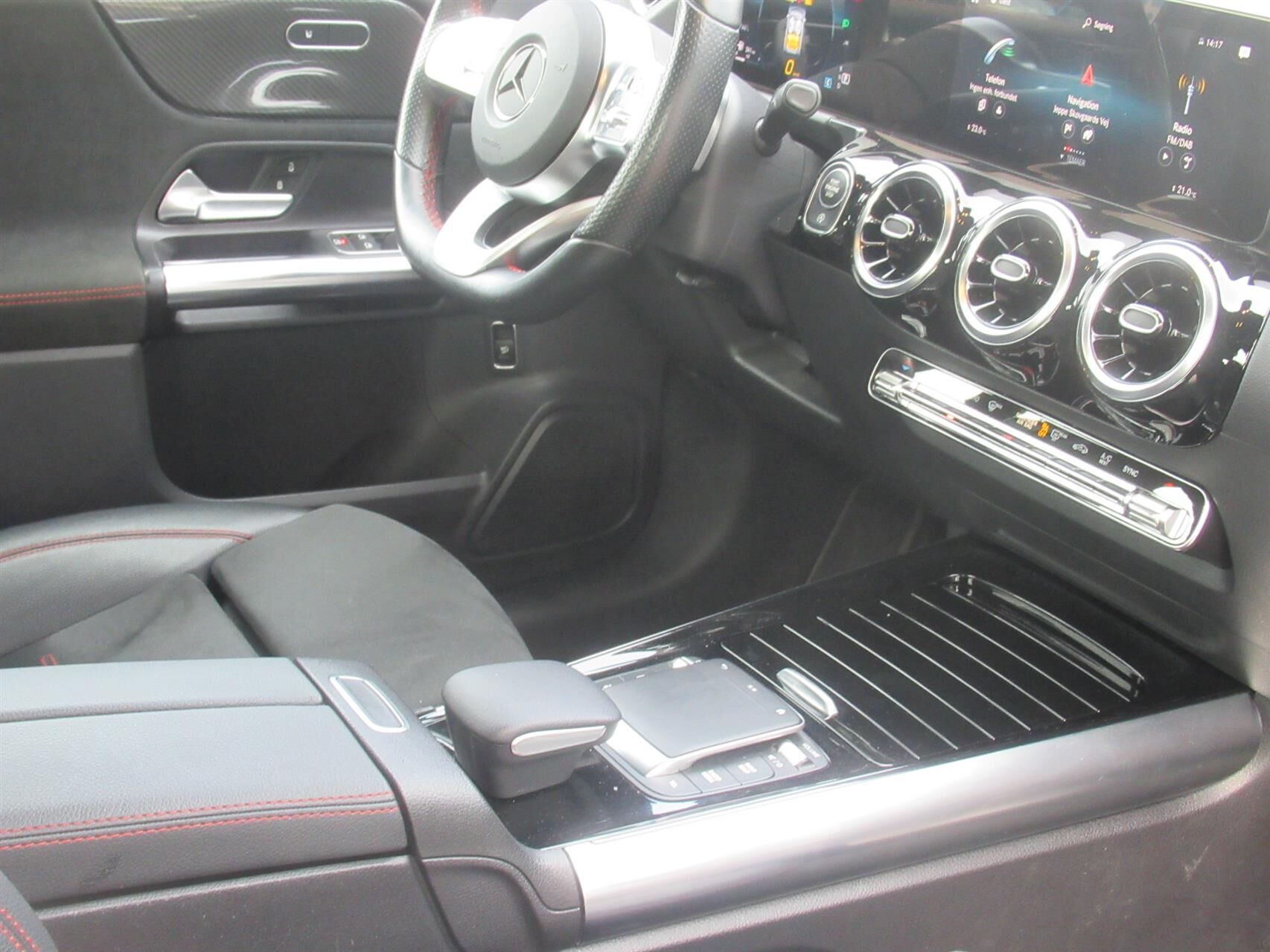 Billede af Mercedes-Benz B200 d 2,0 CDI AMG Line 8G-DCT 150HK 8g Aut.