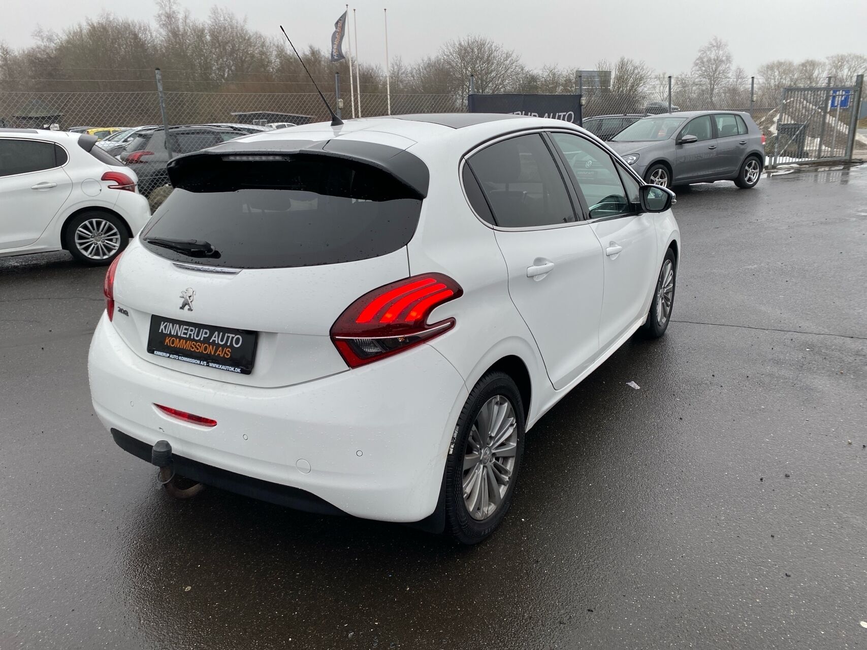Billede af Peugeot 208 1,6 BlueHDi Desire Sky 100HK 5d