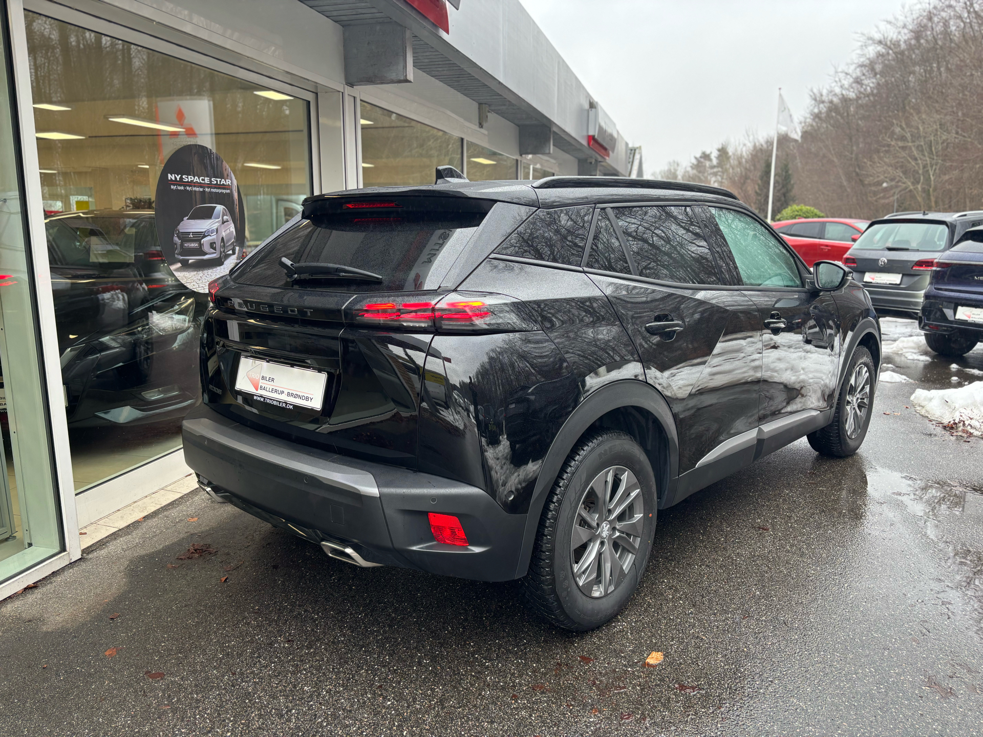 Billede af Peugeot 2008 1,2 PureTech Allure EAT8 130HK 5d 8g Aut.